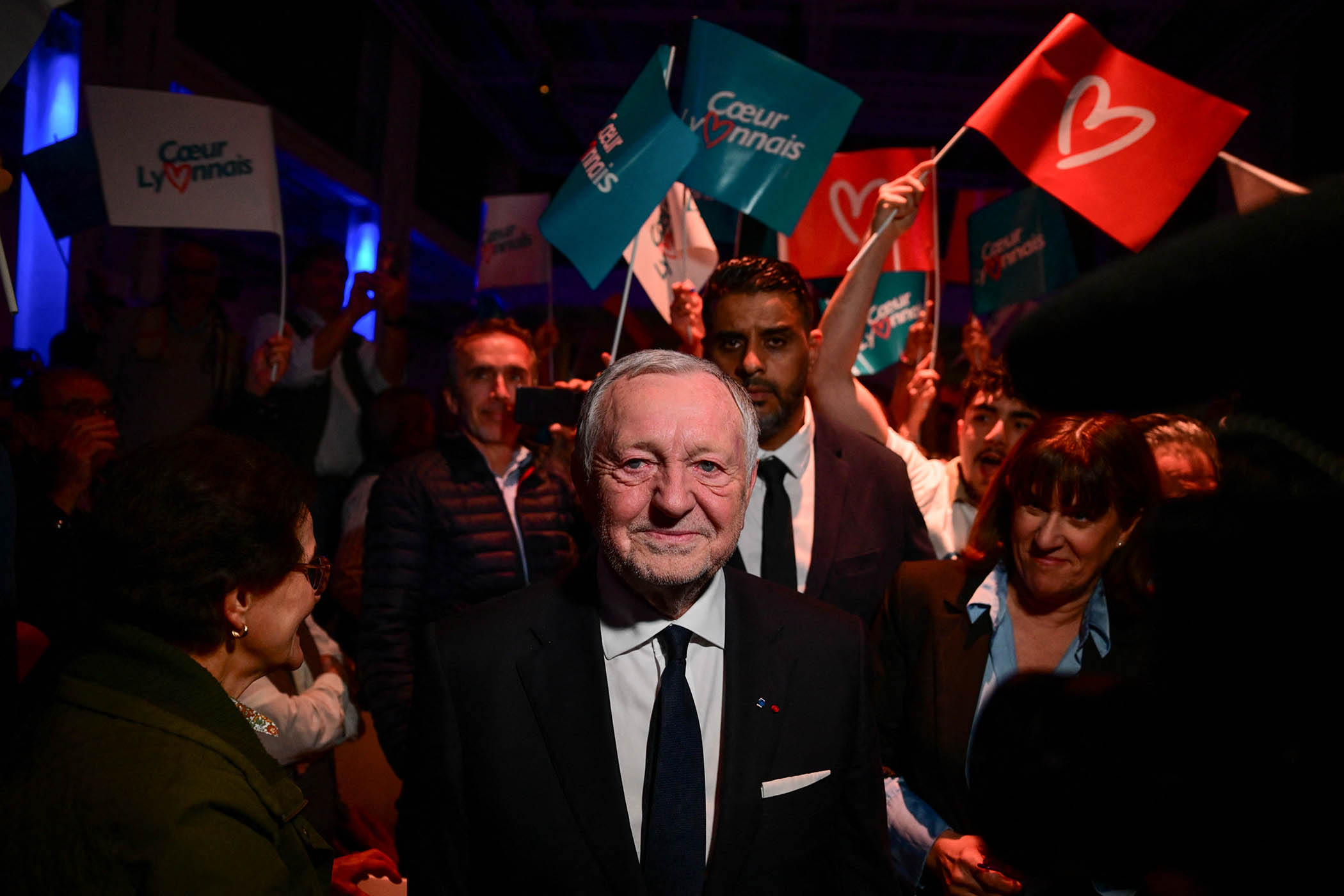 Deadly violence overshadows Lyon’s poll clash of sports boss and mayor