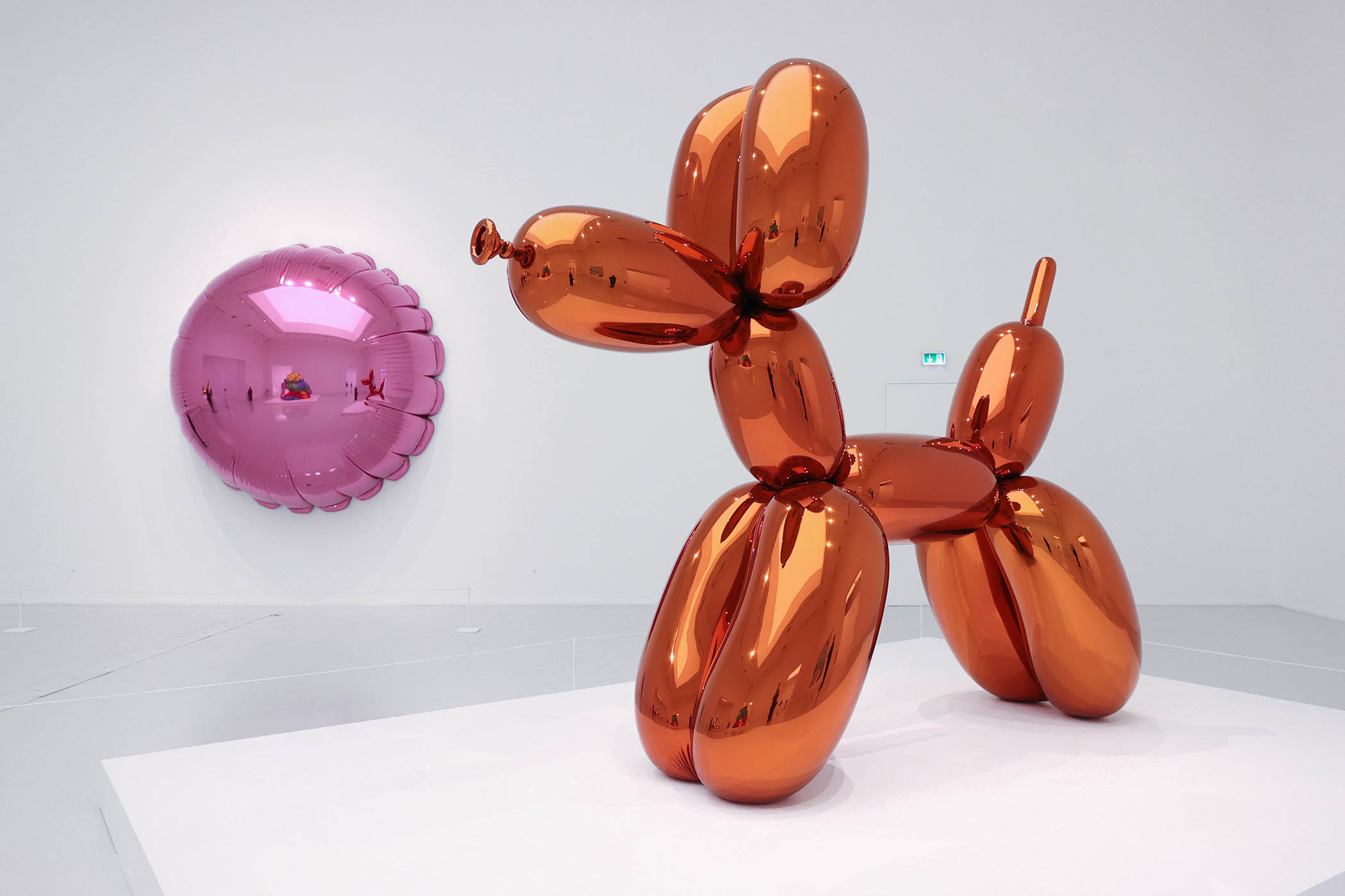 Jeff Koons’s Balloon Dog (Orange), pictured here at a 2021 exhibition in Doha, sold for $58.4m in 2013