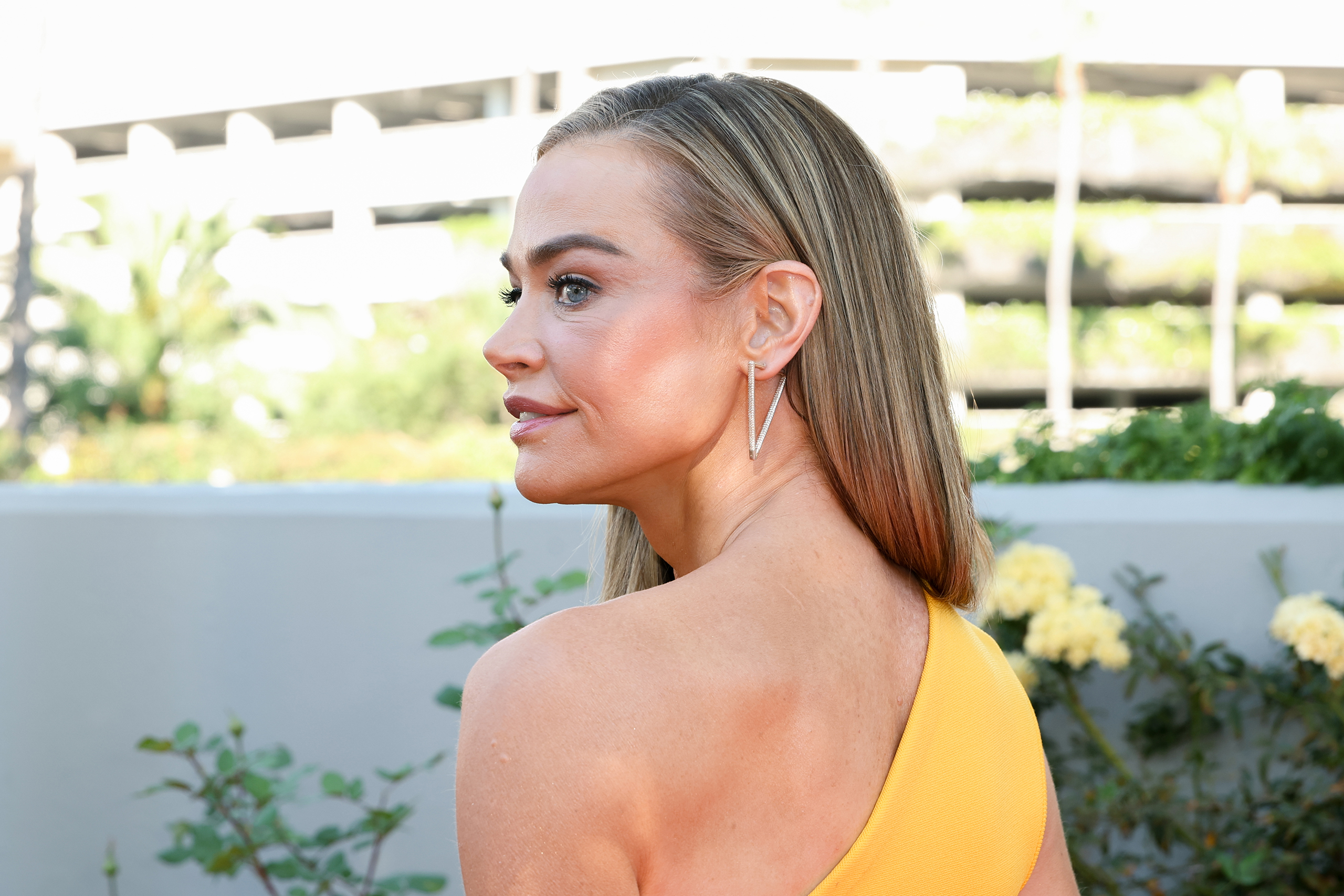 The shocking allure of facelifts