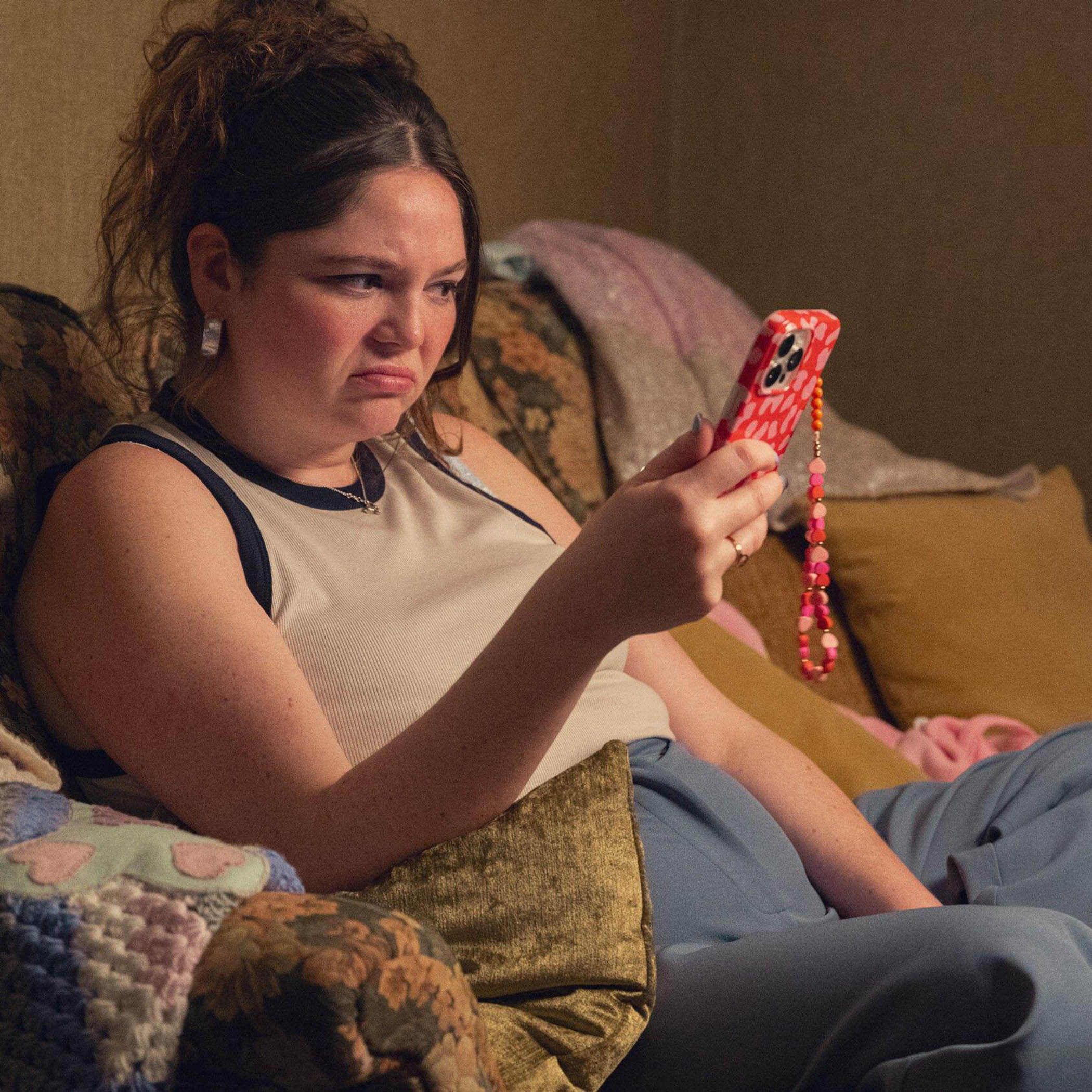 As Jessica, the heartbroken protagonist in Lena Dunham’s Netflix series Too Much