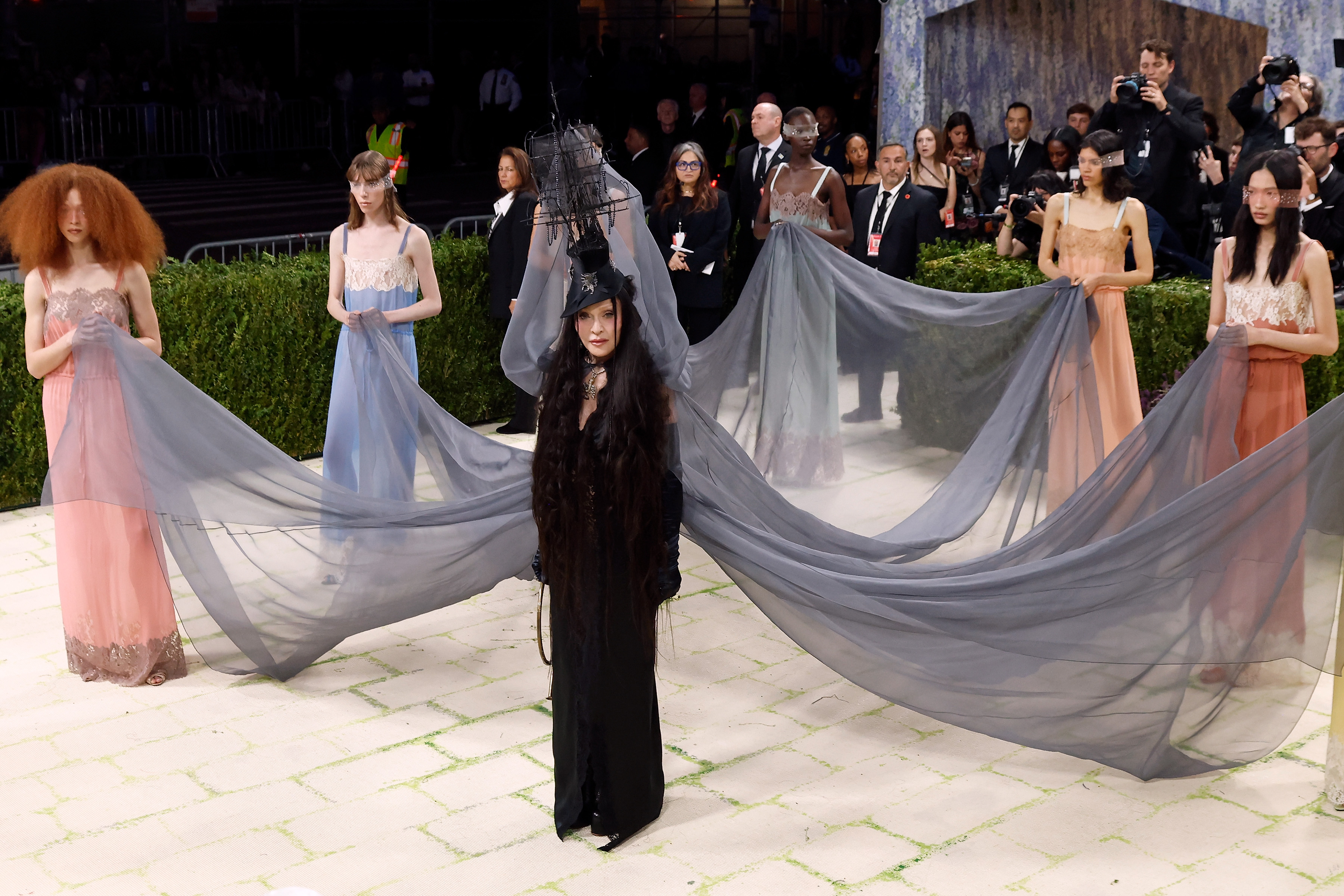 Madonna arrives on the brick road carpet