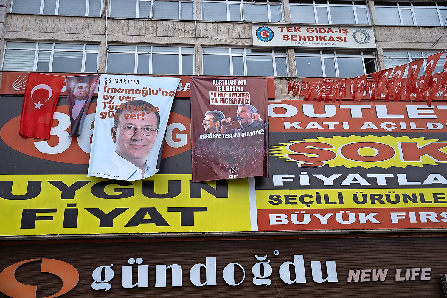 The offices of the main CHP opposition party in Rize. Posters of arrested Istanbul mayor Ekrem Imamoğlu hang from its windows. (Bradley Secker/The Observer)