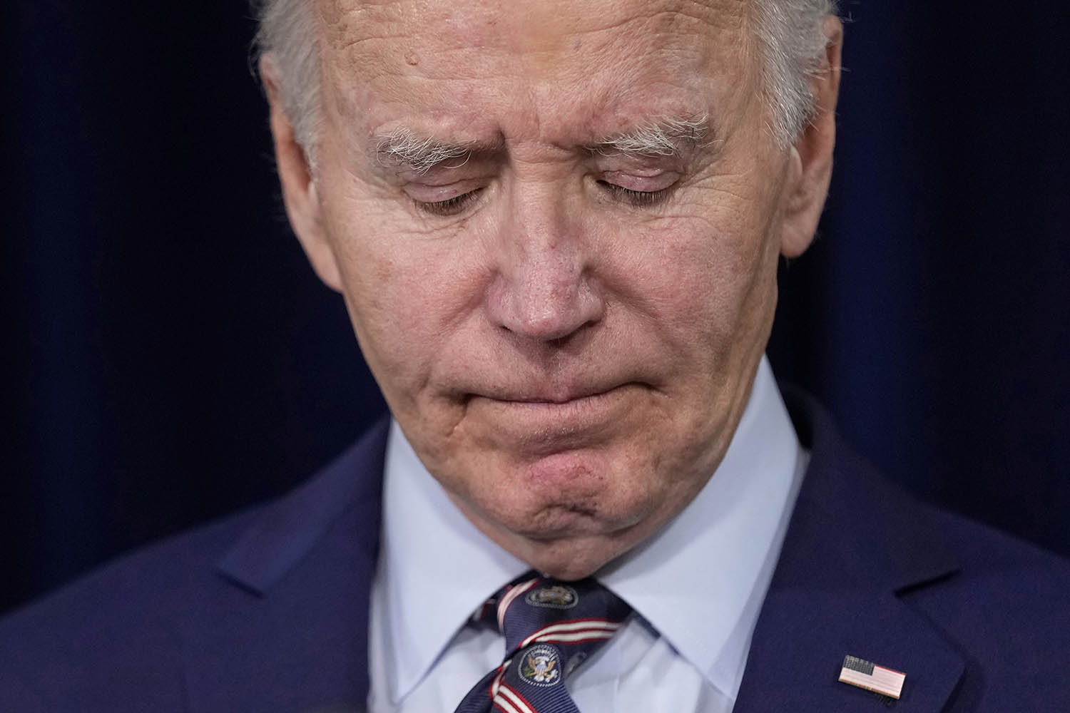 Andrew Rawnsley: who’s to blame for the Biden tragedy?