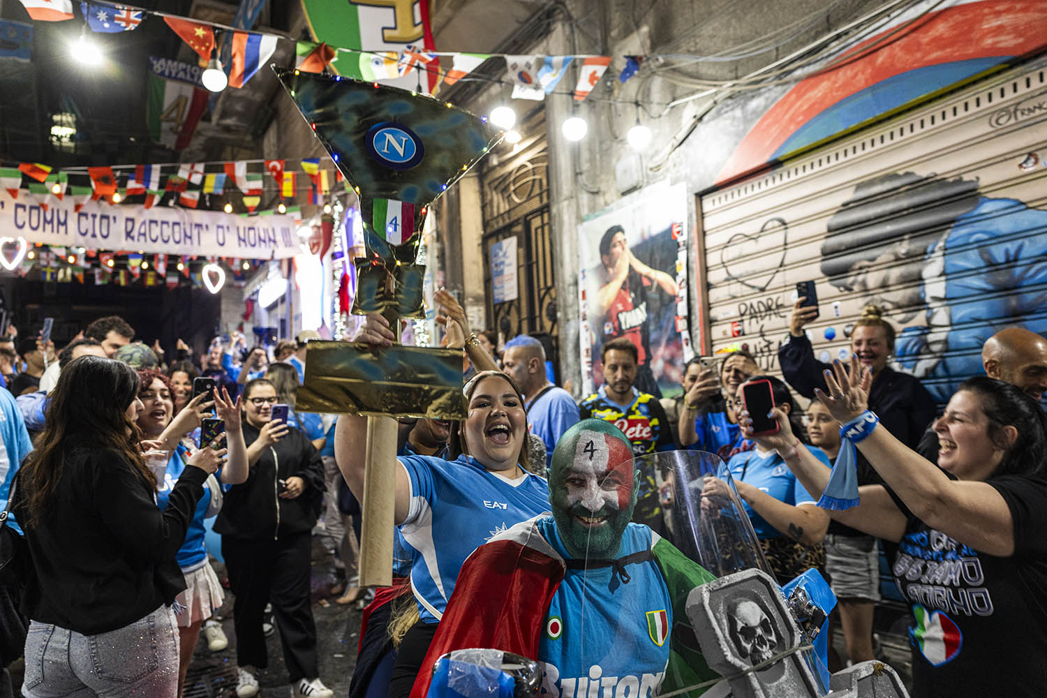 'Mad Friday': Fans jubilation at Napoli triumph