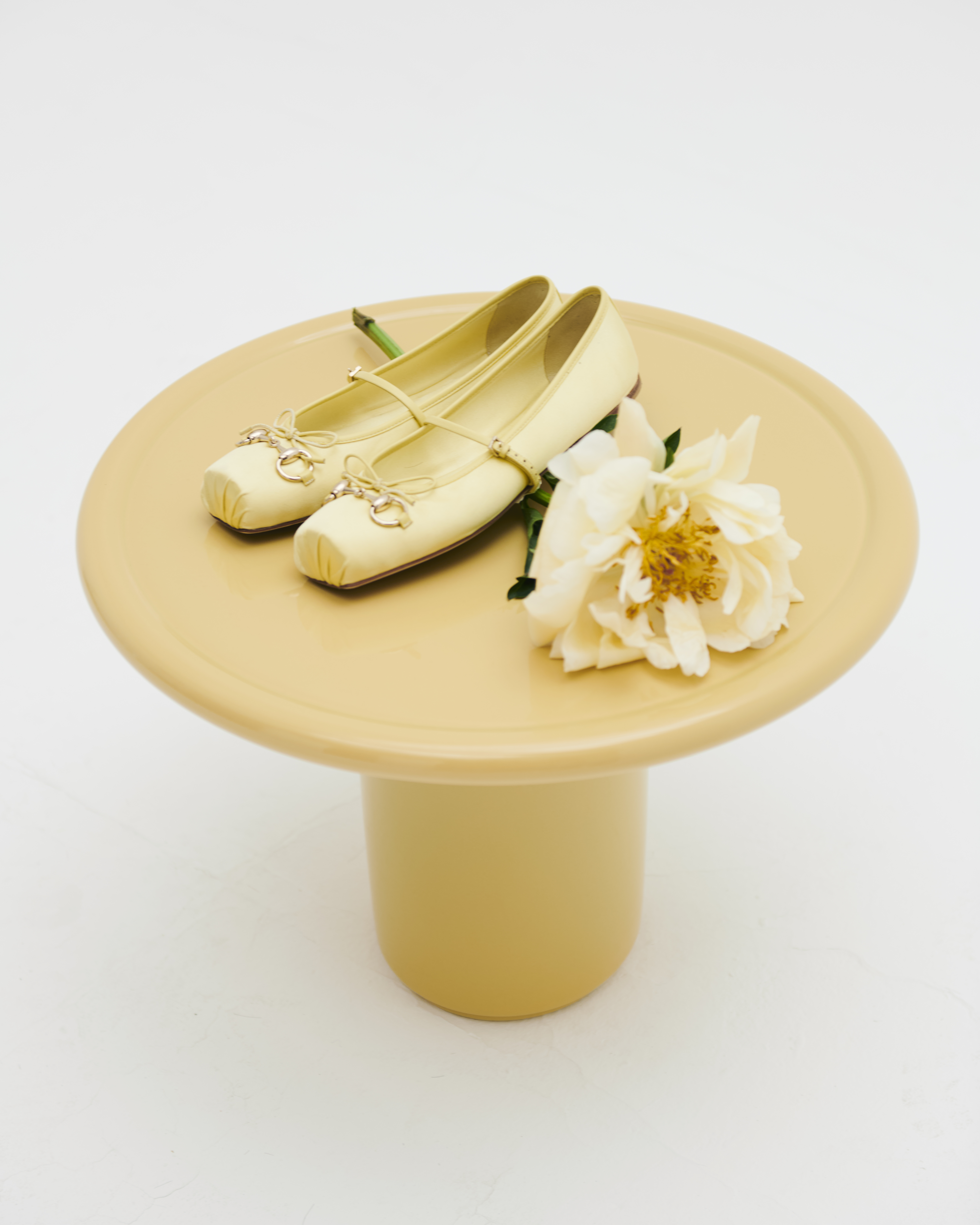 Ballet pumps Gucci Side table The Conran Shop