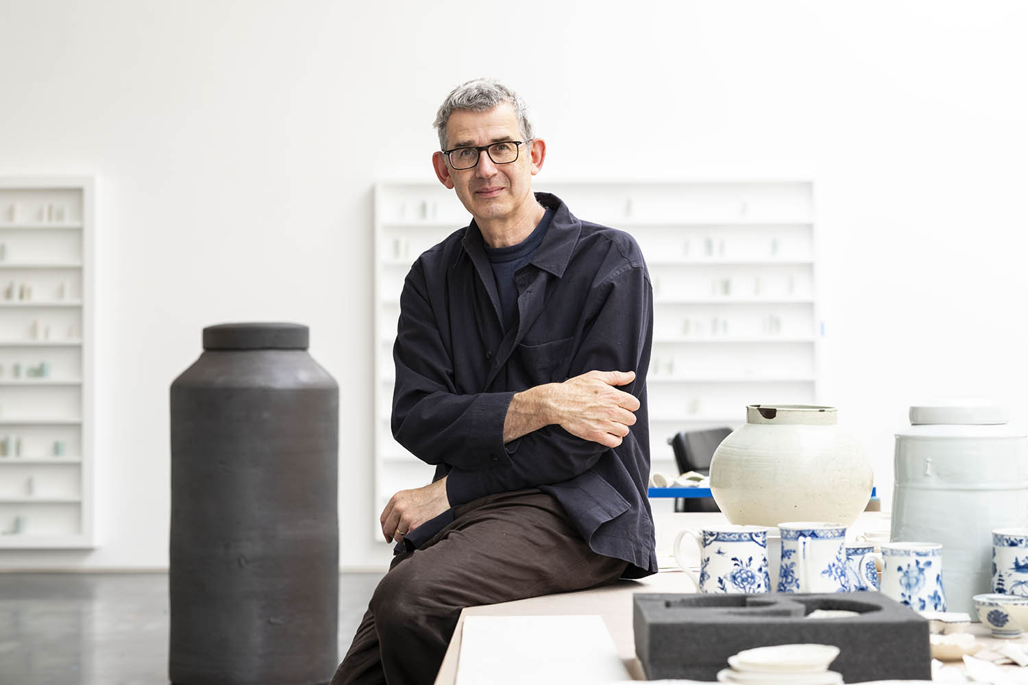 Author and potter Edmund de Waal photographed for the New Review in his London studio