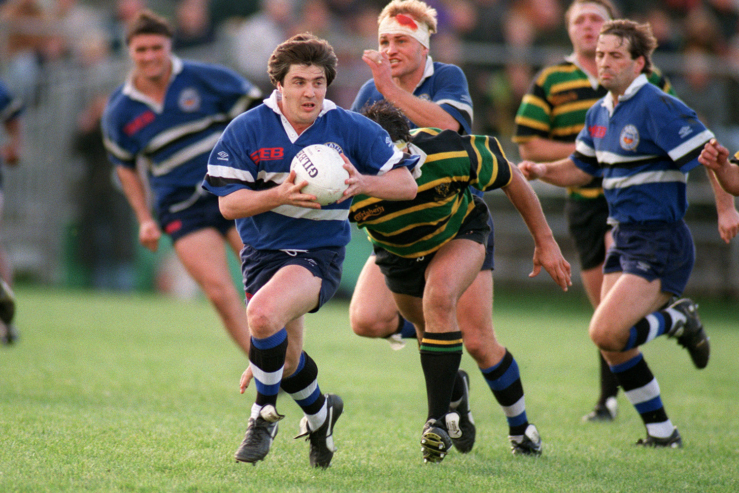 The glory days of Stuart Barnes (Getty Images)