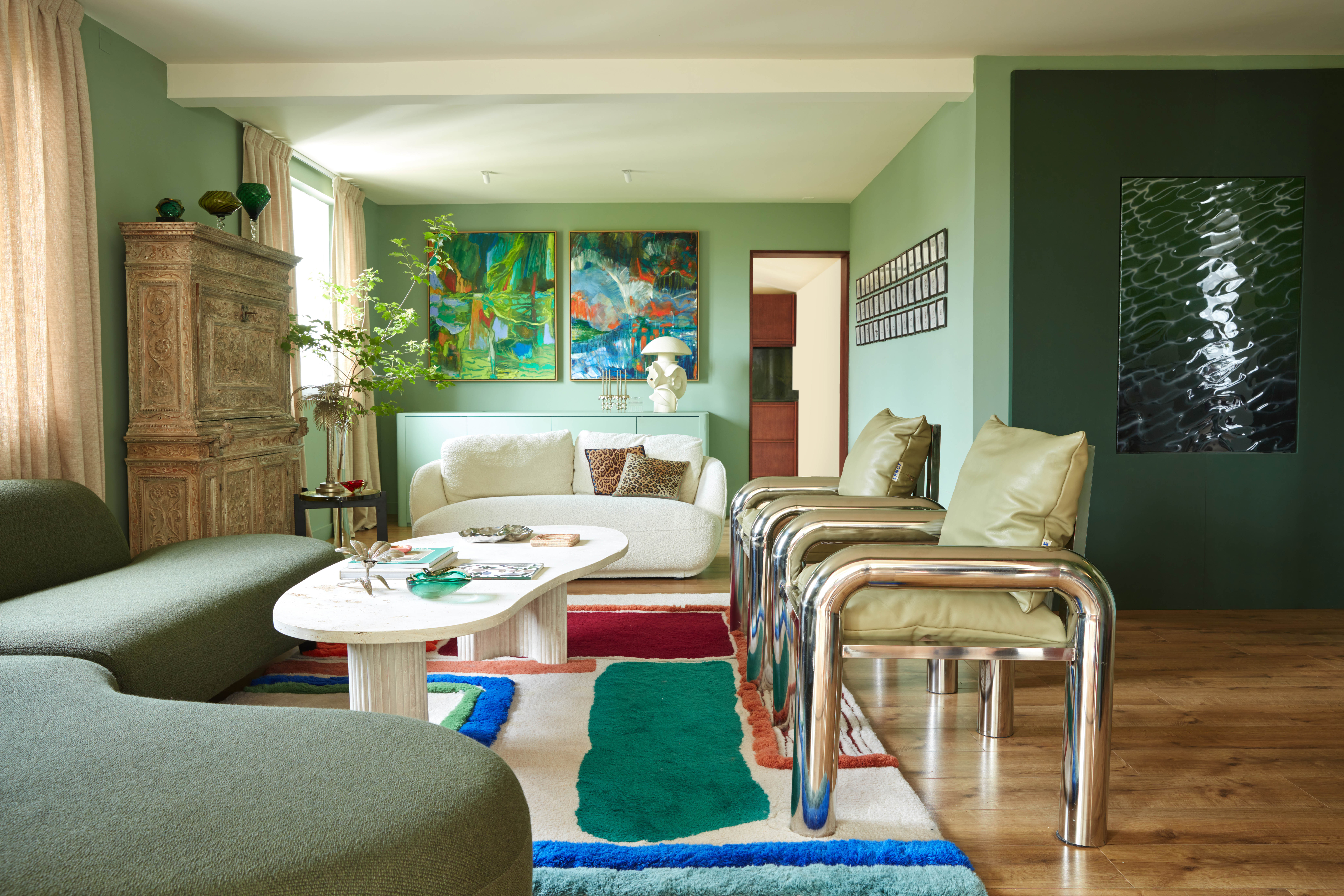 Ocean breeze: a colourful villa in Biarritz