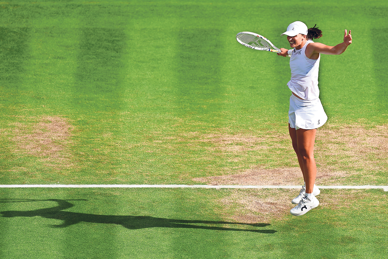 Shark-like Swiatek devastates Anisimova on way to first Wimbledon title