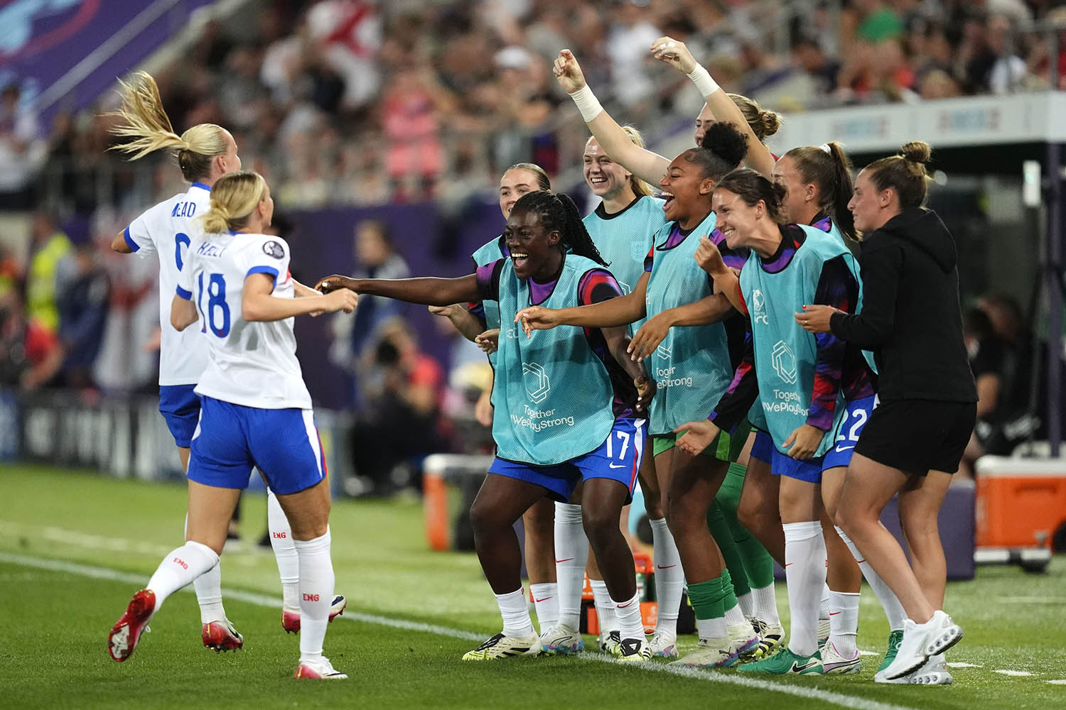 Ruthless England click into gear to secure quarter-final spot