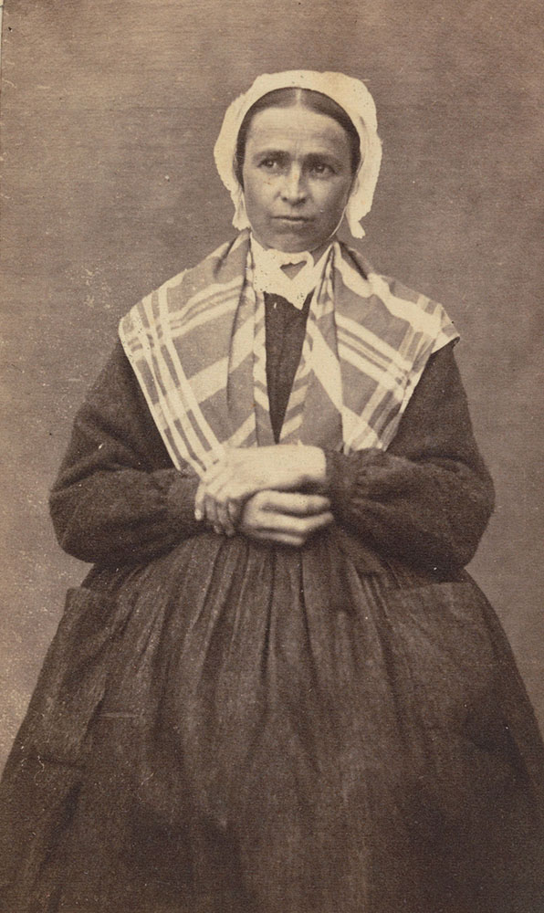 A 19th century photograph of a patient at the Salpêtrière hospital, with ‘monomanie’ scribbled below