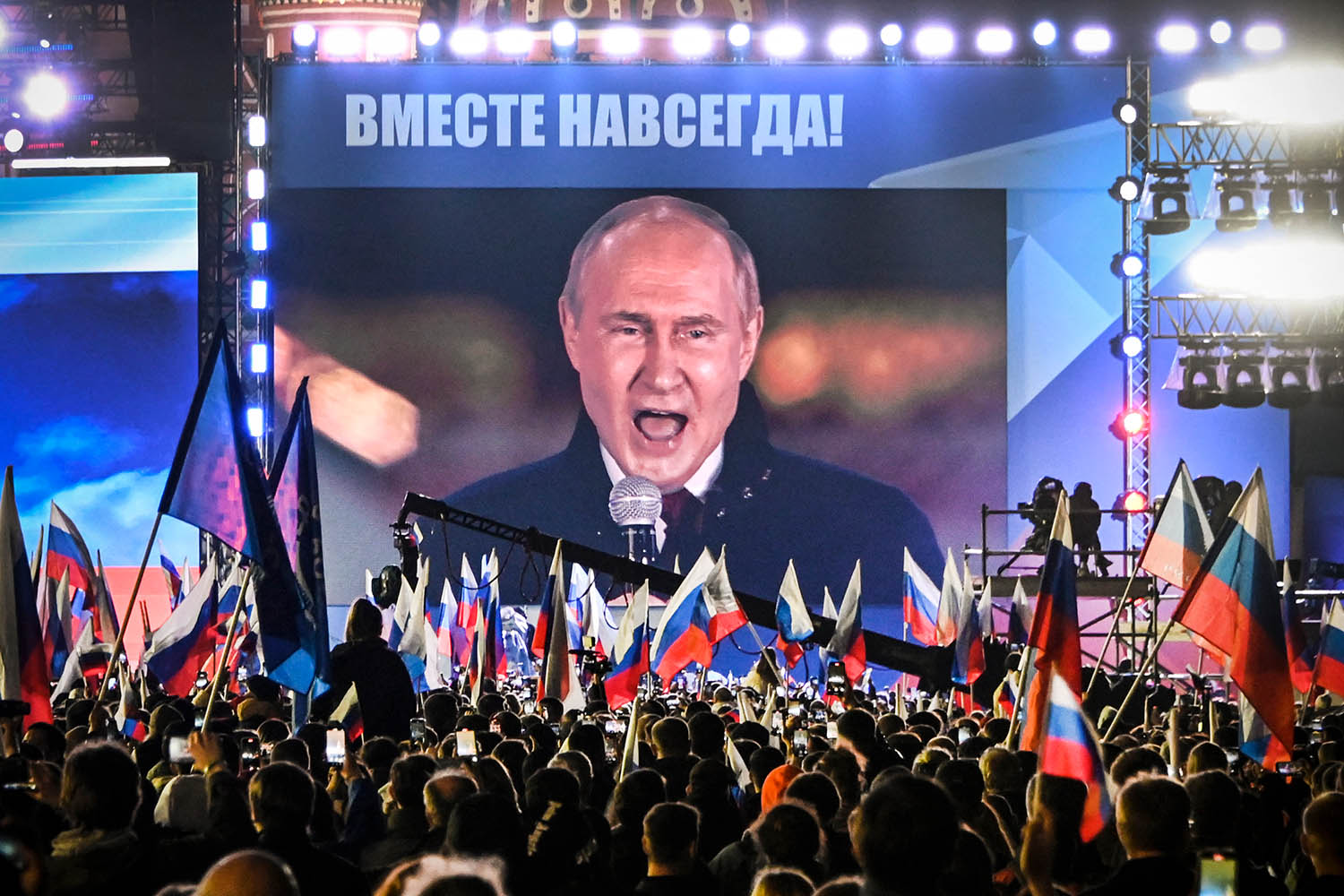 The journalists enlisted in Putin’s information war