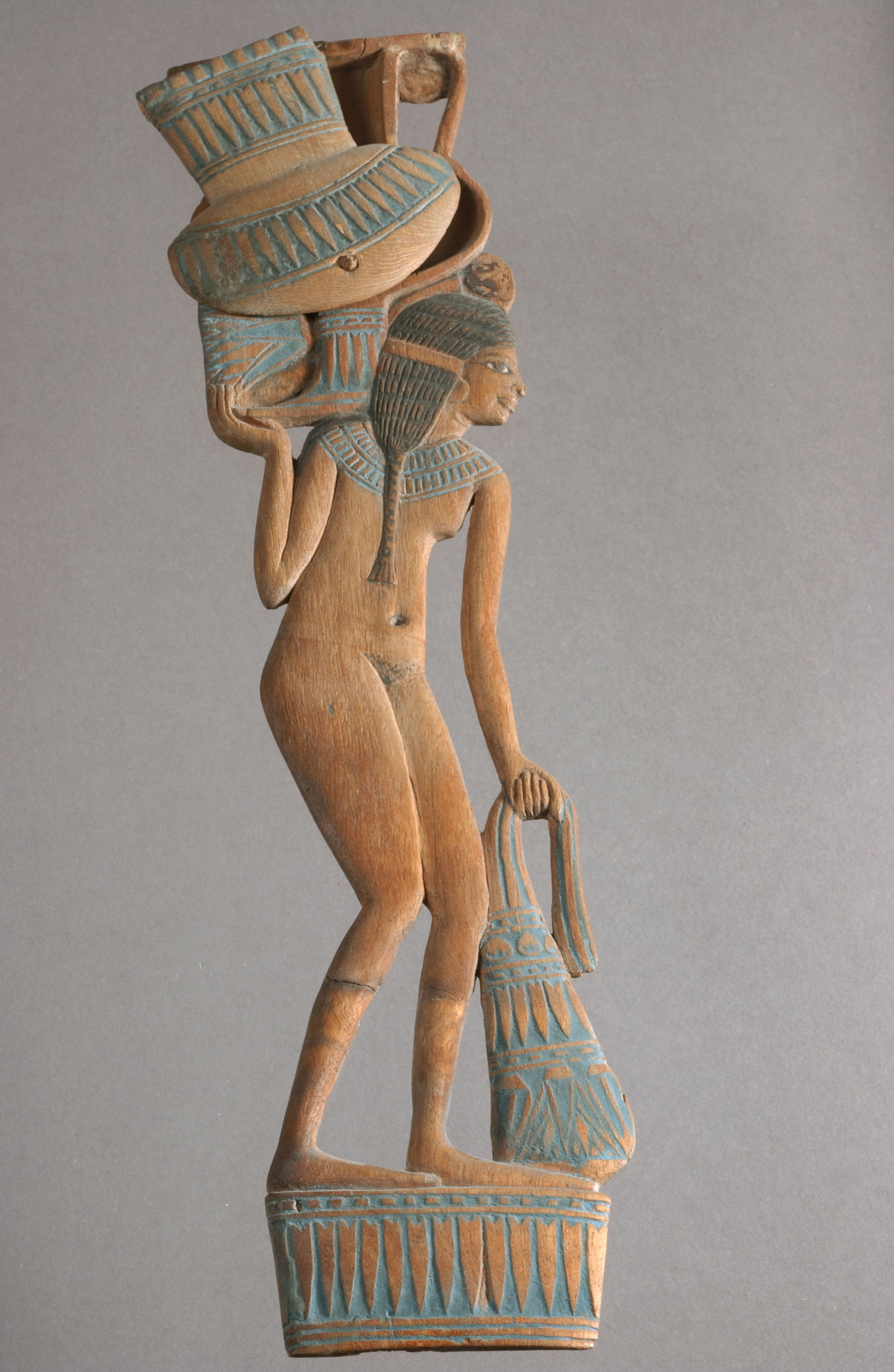 Statue of Nefertiti, Tutankhamun’s stepmother