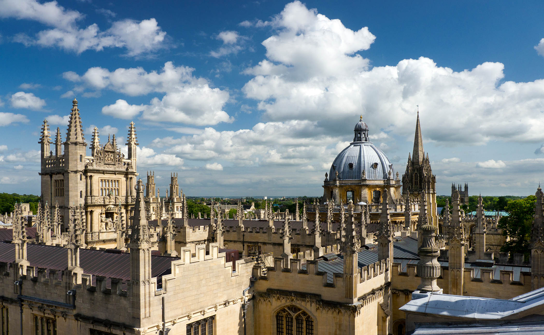 Ellison the Almighty, 81, sets his sights on Oxford