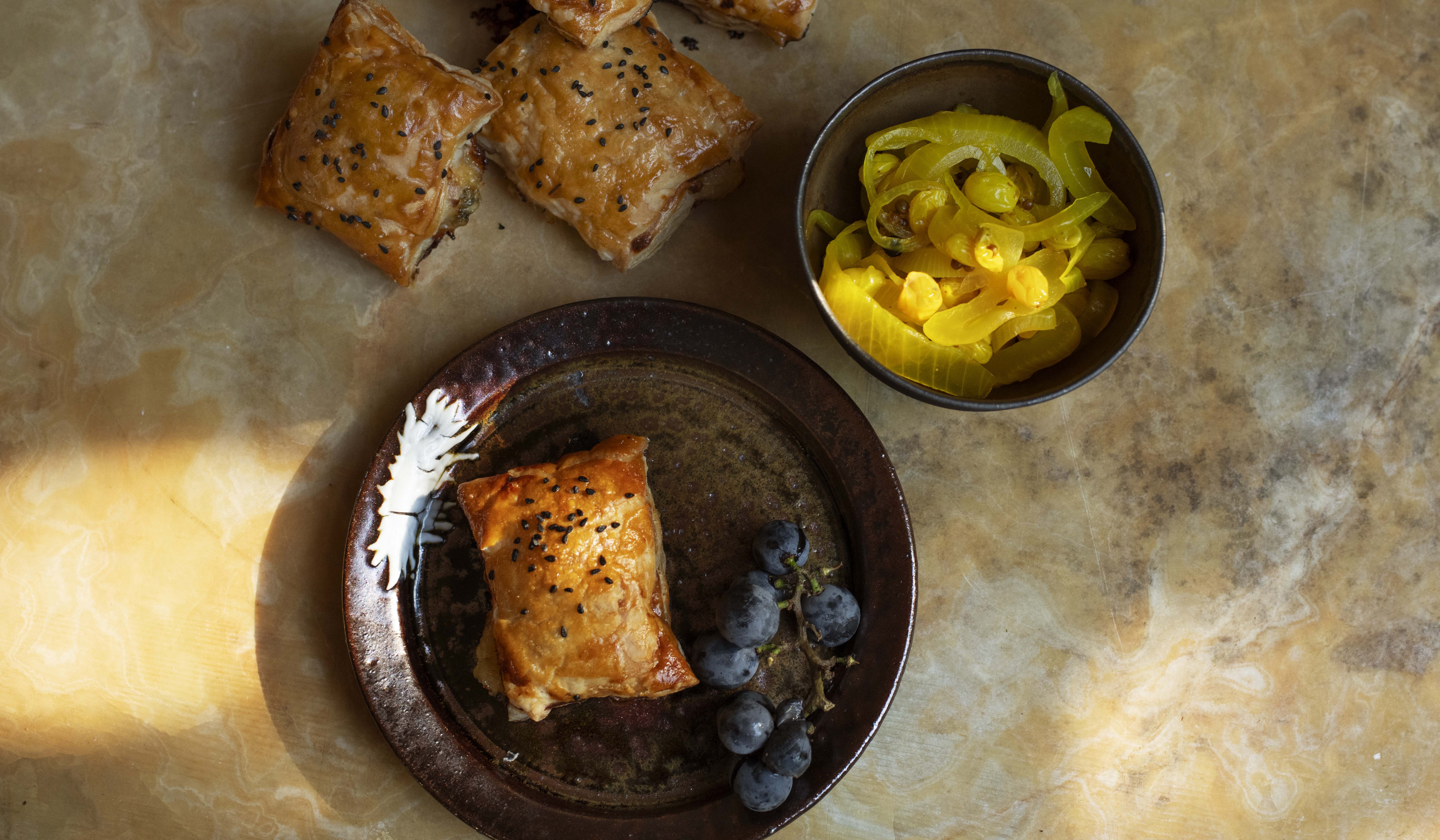 Apples and cheese: a marriage made in heaven