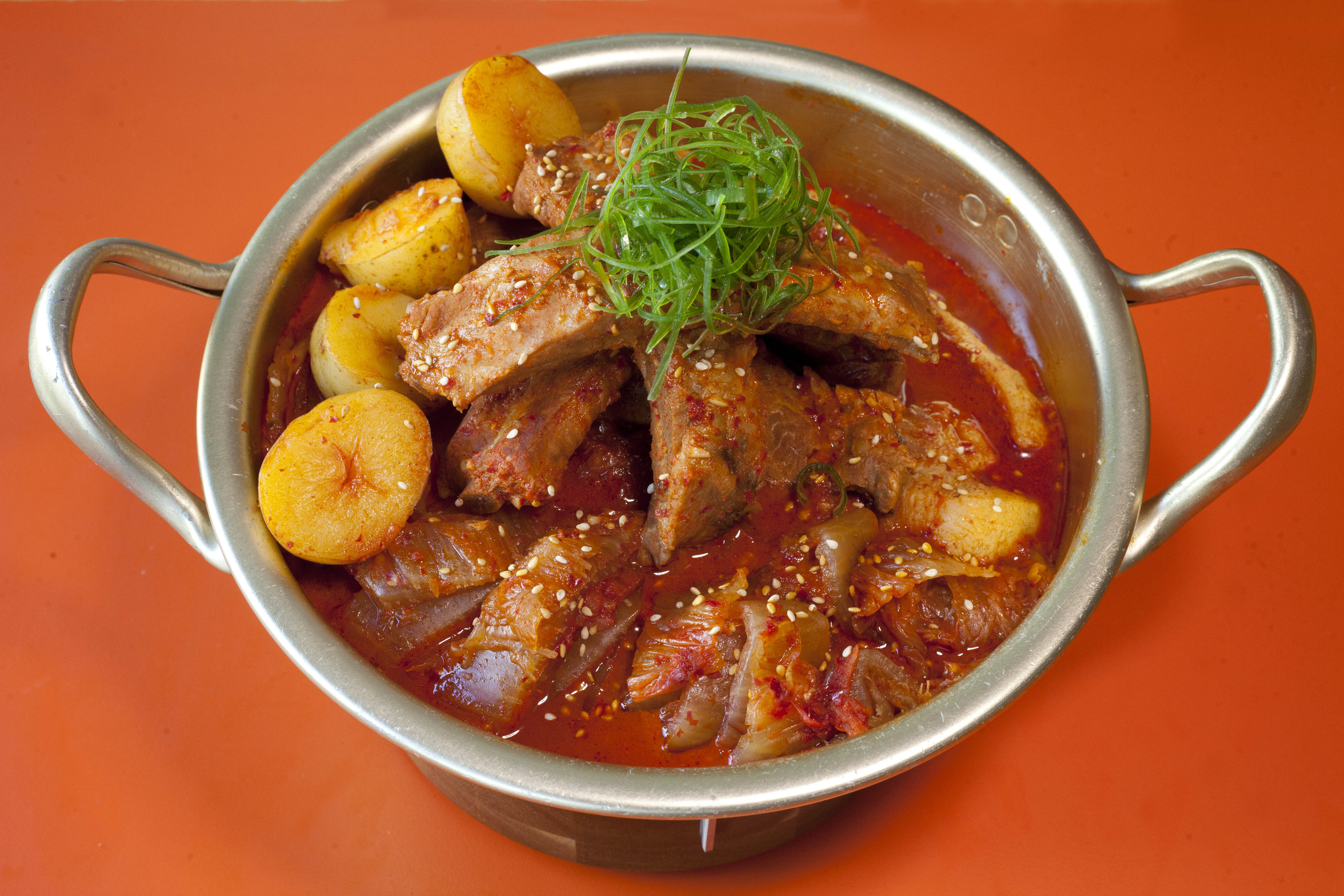 ‘The food of some universal grandmother’: gamja-tang