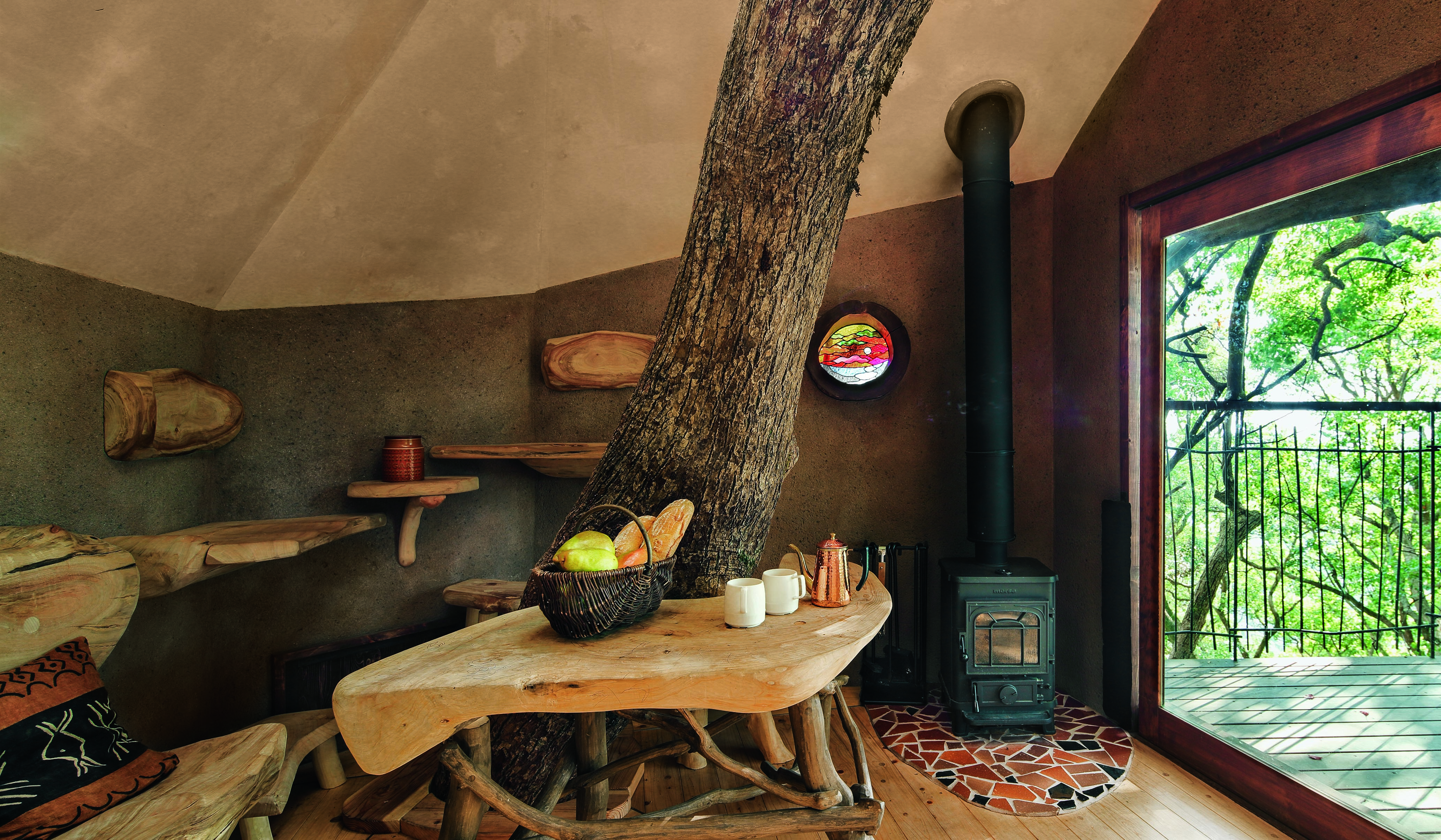 Beyond the canopy: remarkable treehouses