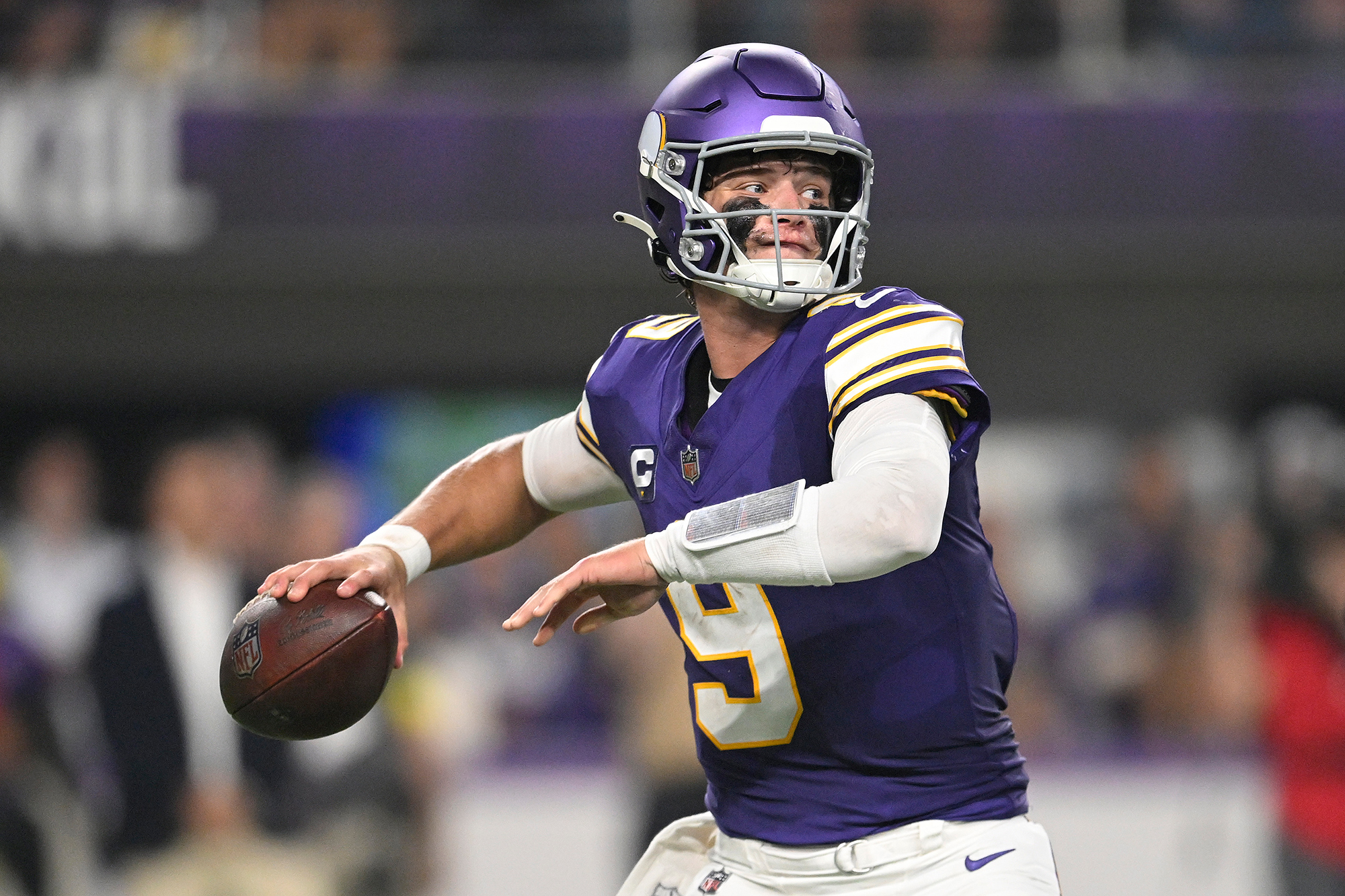 Pressure is on in London for NFL’s rookie quarterbacks
