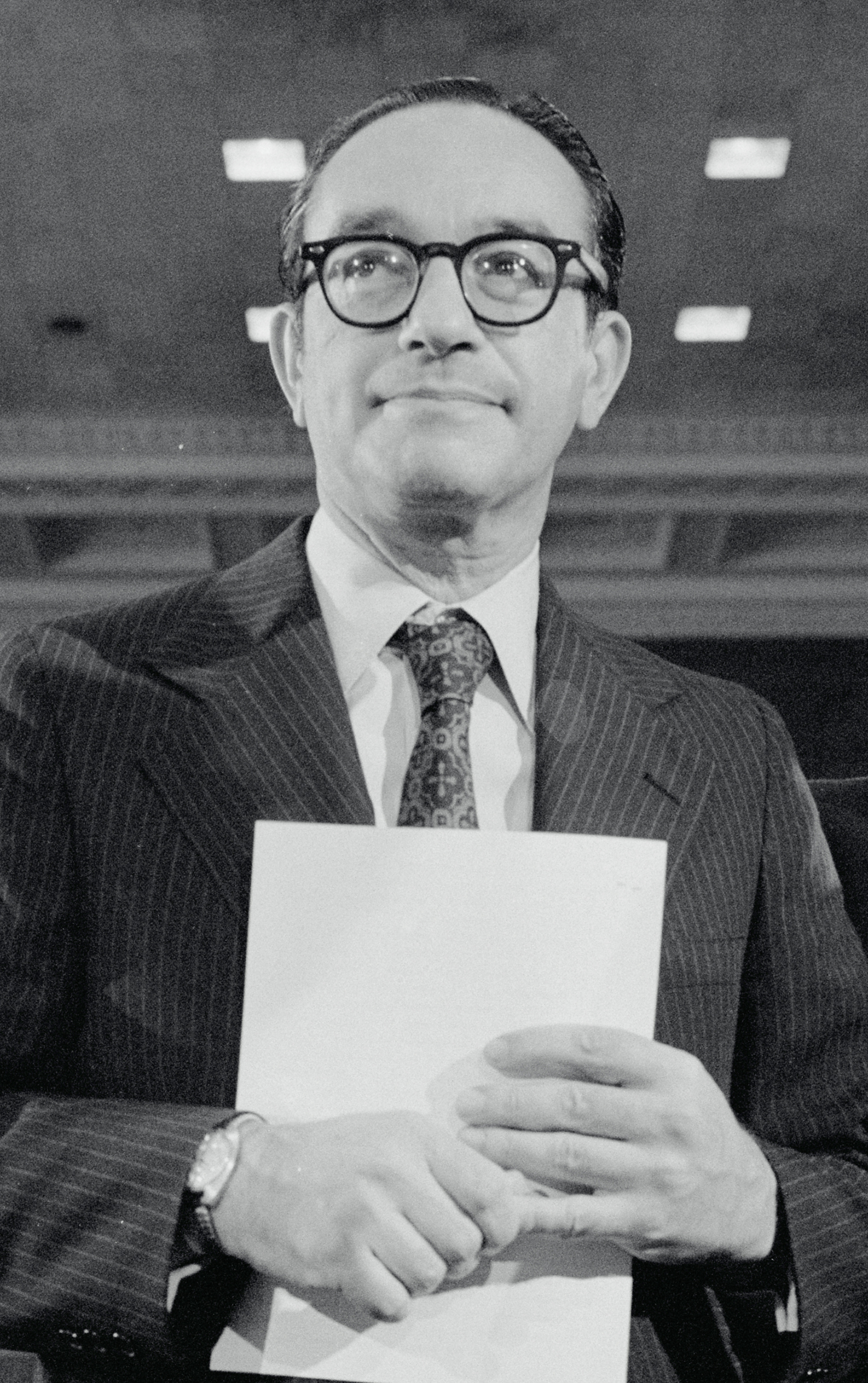 Alan Greenspan, joined Kaplan in backing gold three years after the crash of 2008