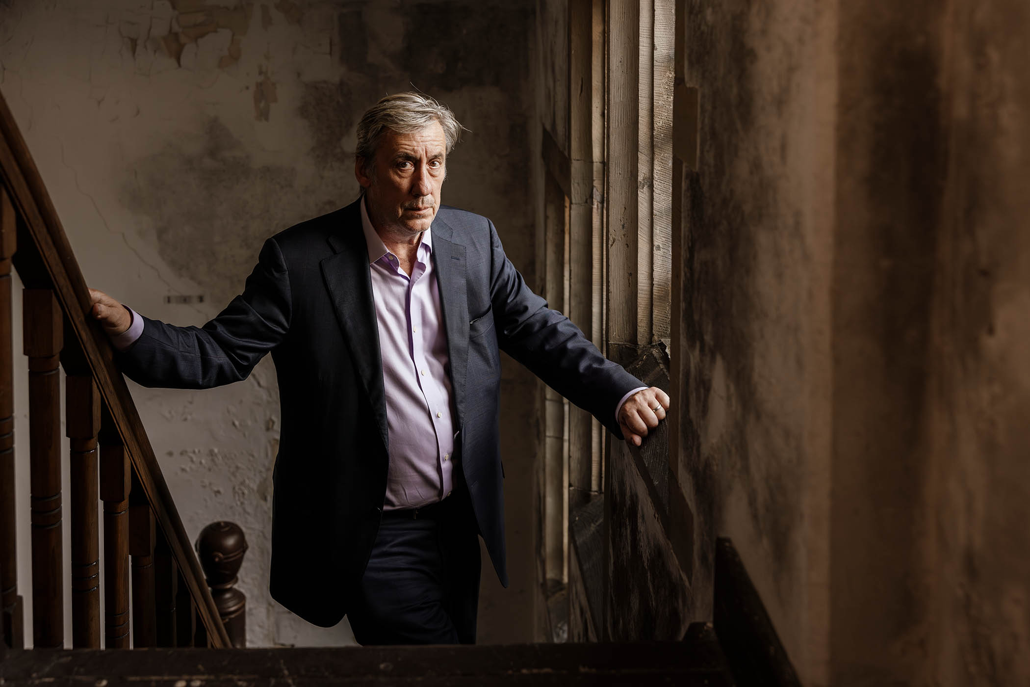 Andrew Graham-Dixon inside the Remonstrant church in Delft