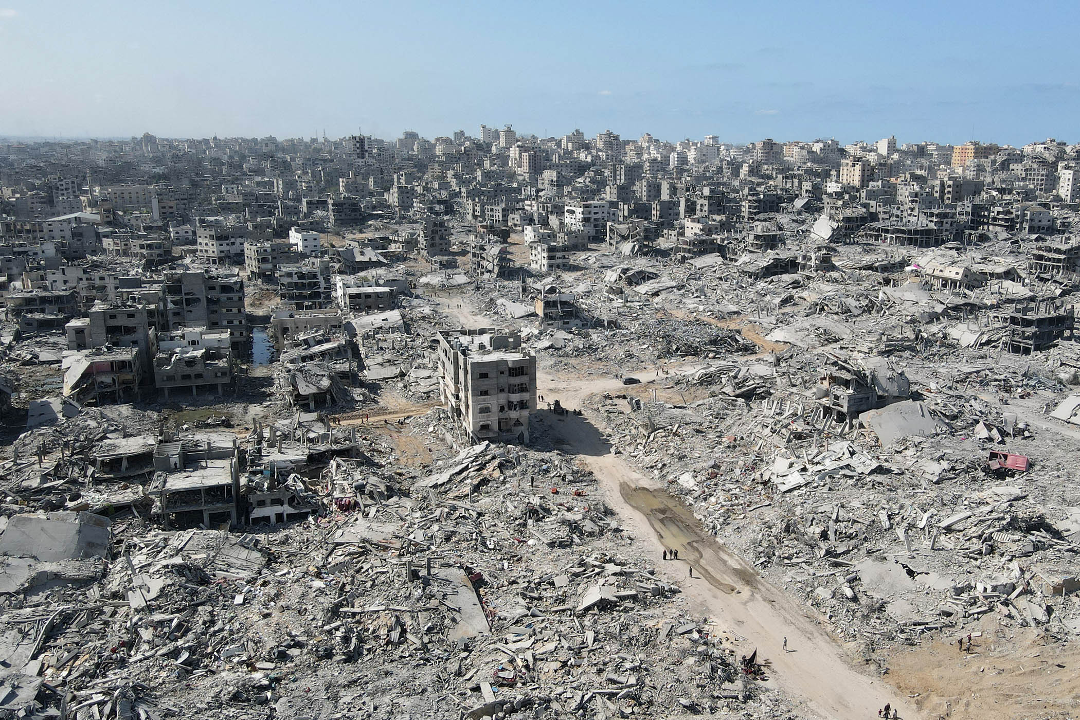 For one militia leader, rebuilding Gaza could mean big business