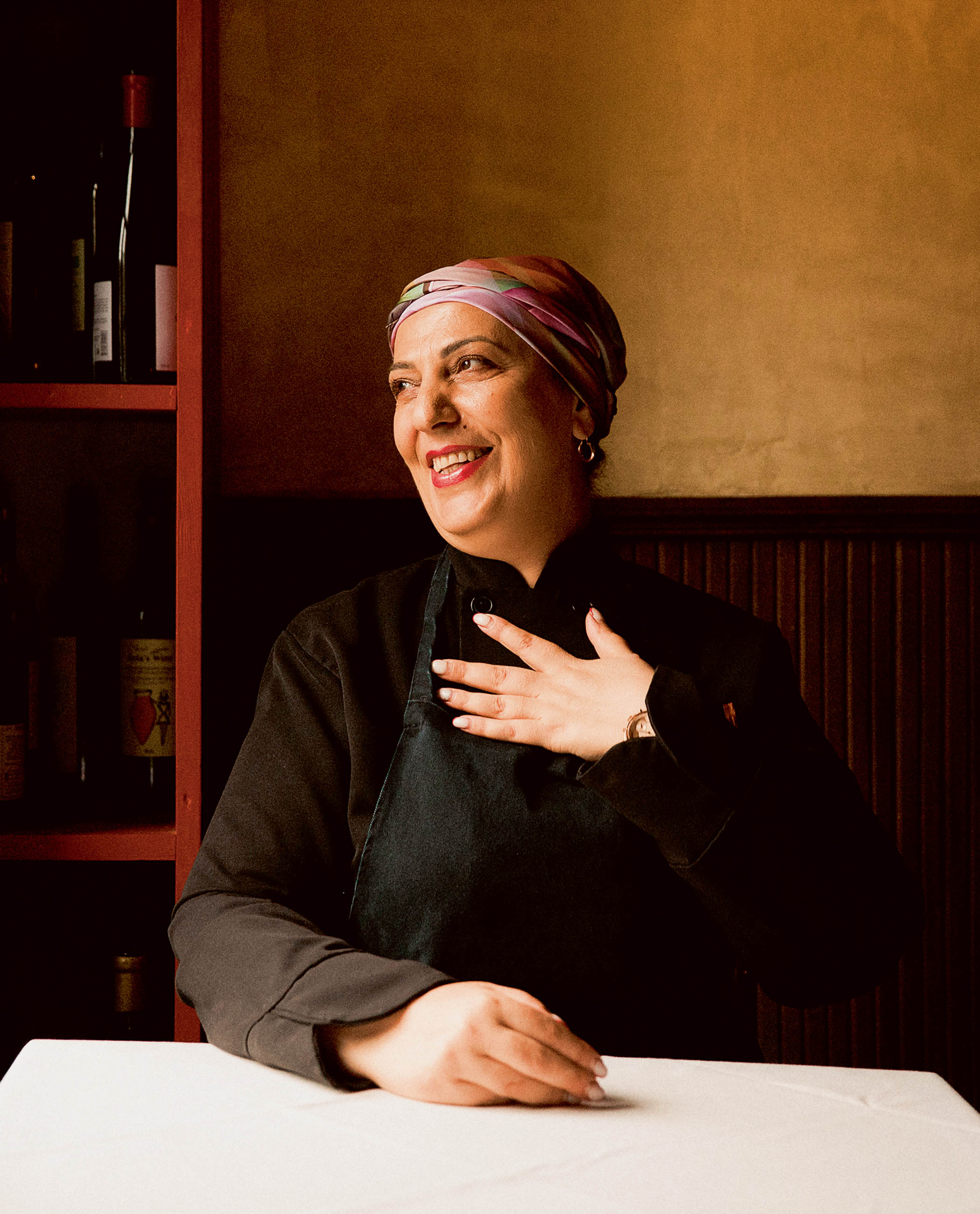 Communal hotel chef Maka