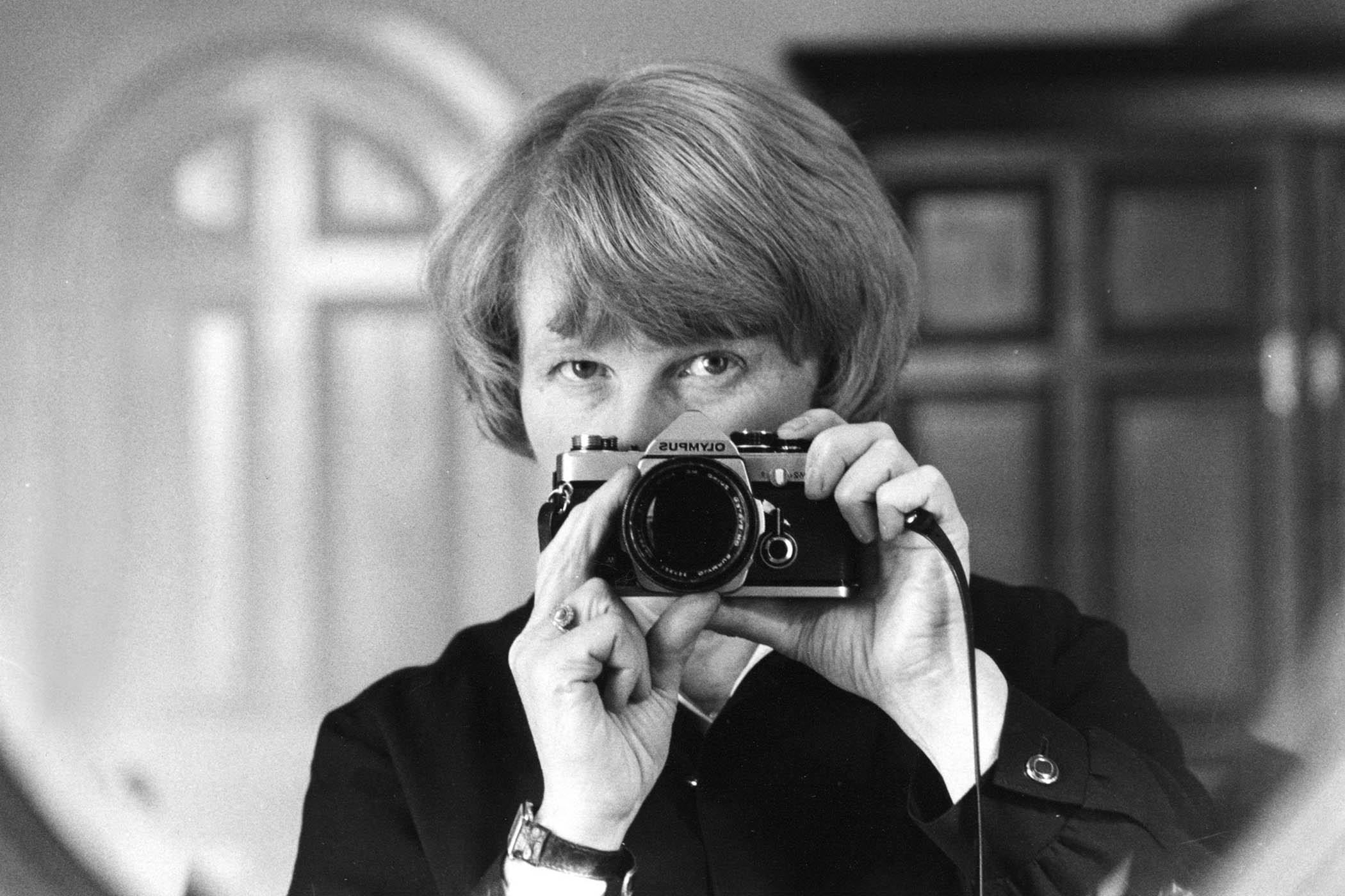 Jane Bown: eye to eye with the artists