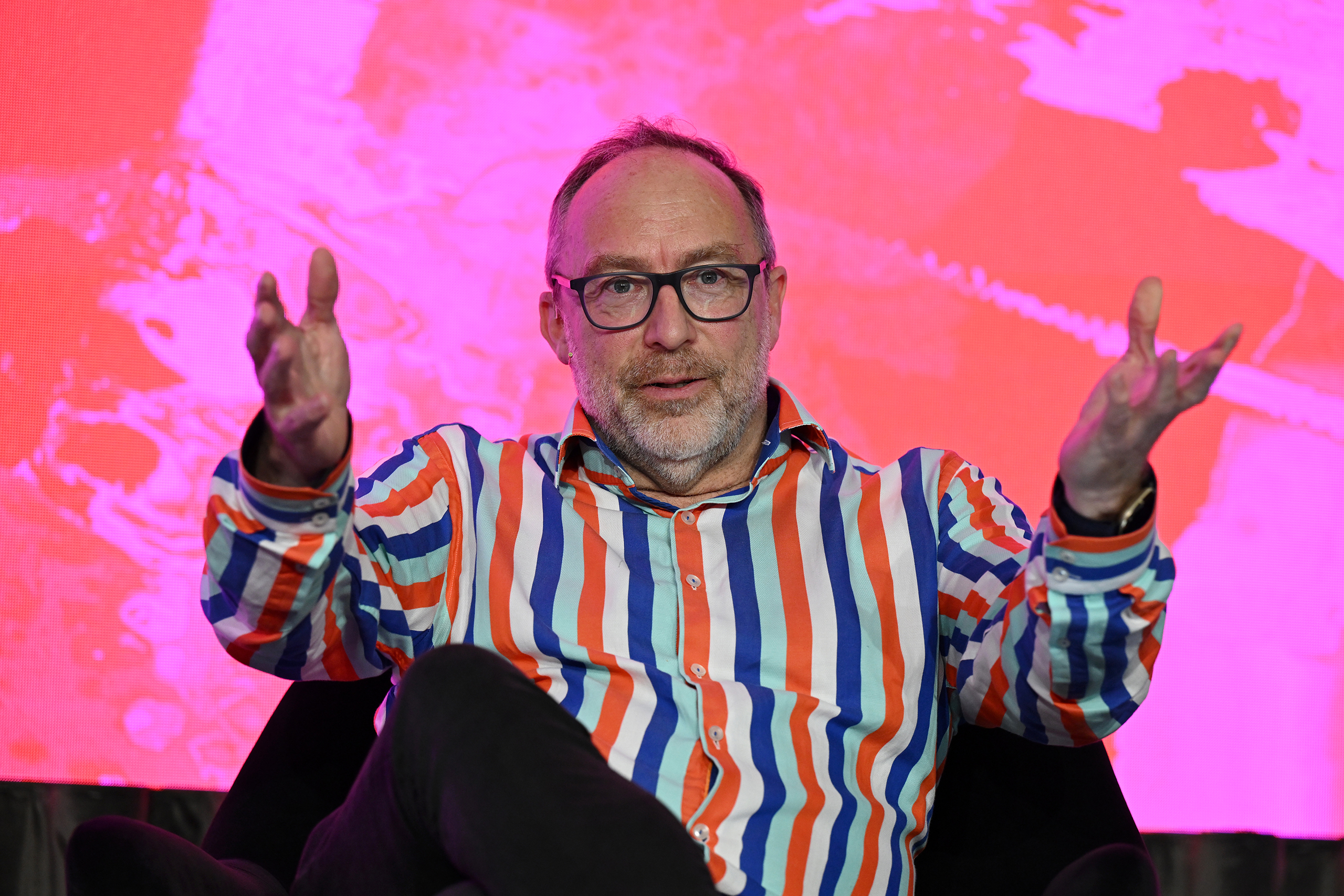 AI still can’t beat Wikipedia when it comes to integrity