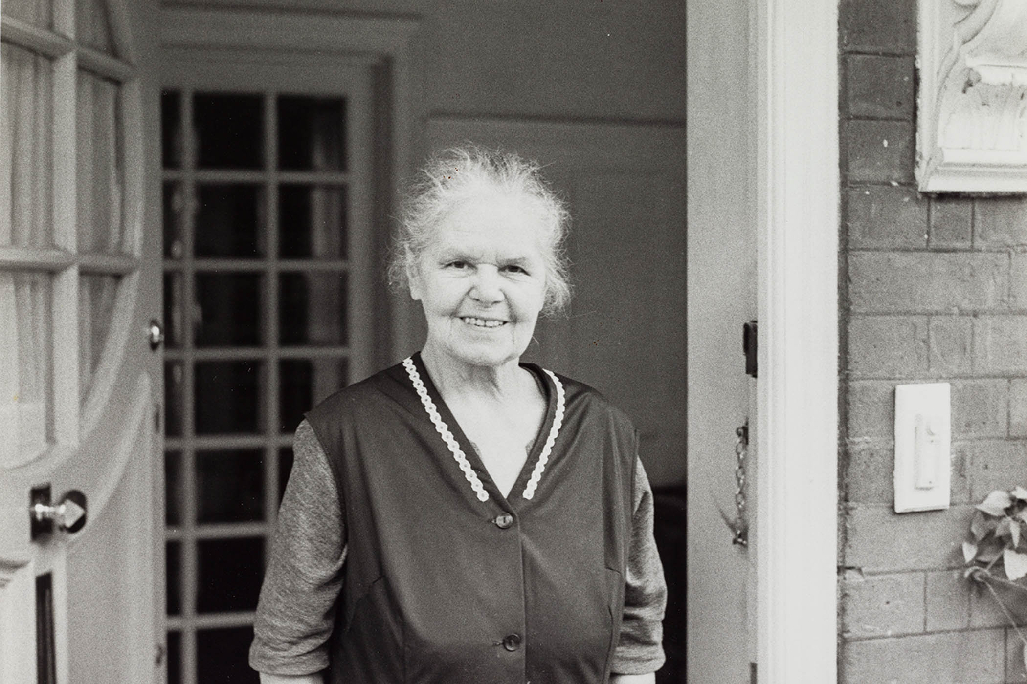 Paula Fichtl. Main image: Cathie Pilkington’s miniature naked woman, with no head but voluminous hair