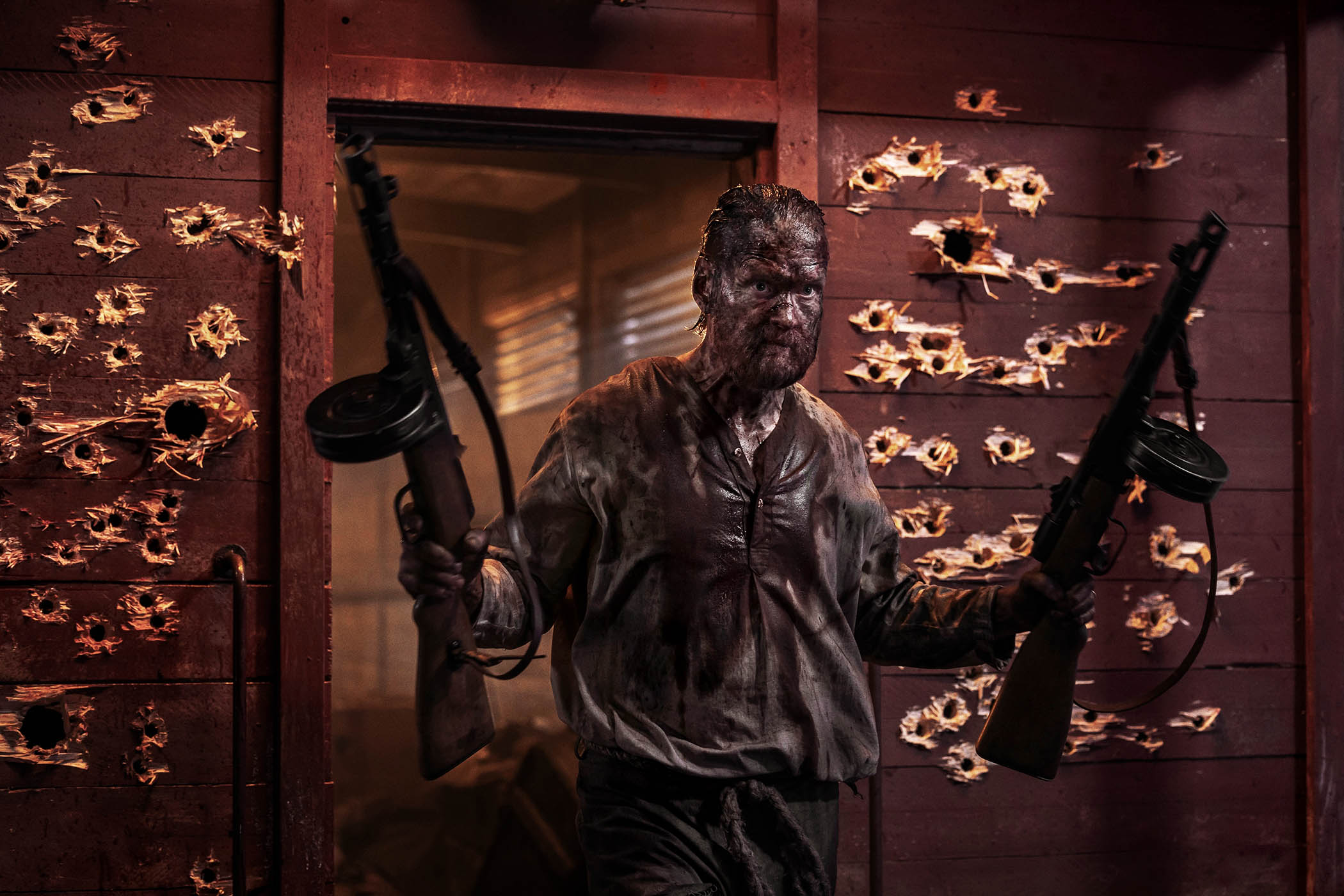 Jorma Tommila unleashes ‘gore-splattered mayhem’ in Sisu