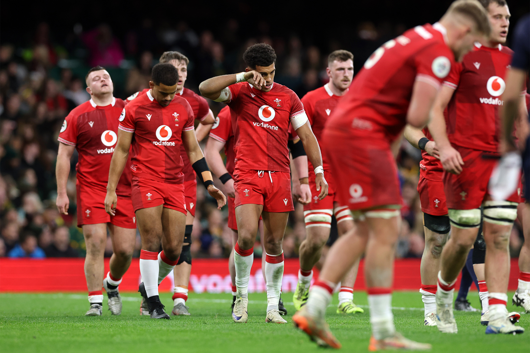 Feeble Wales hit new low in record home humiliation