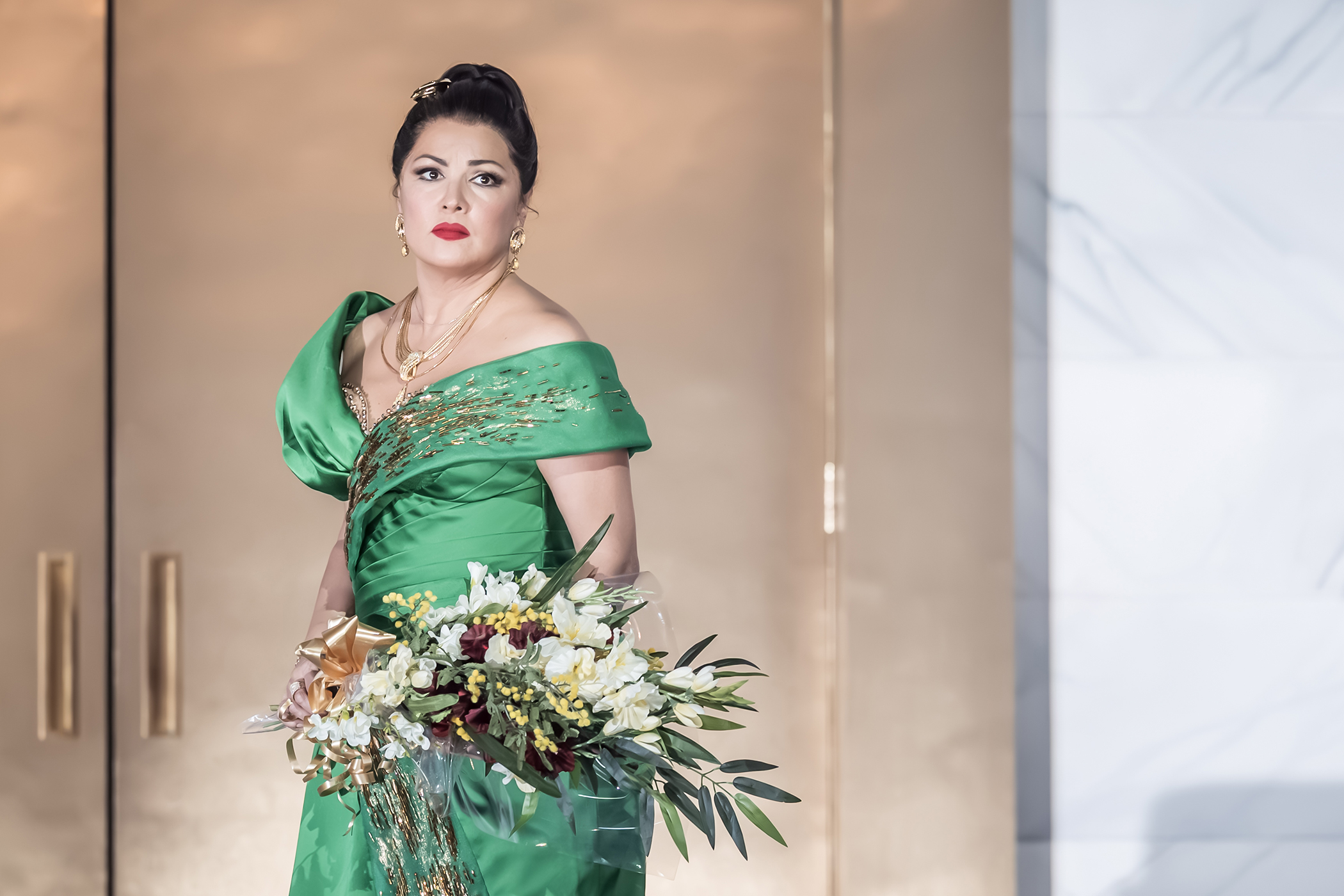 Russian soprano Anna Netrebko in the ‘overhyped’ Tosca at the Royal Opera. Main image: Oliver Leith’s Garland, featuring shopping trolleys and a live horse, premieres at Bold Tendencies in London