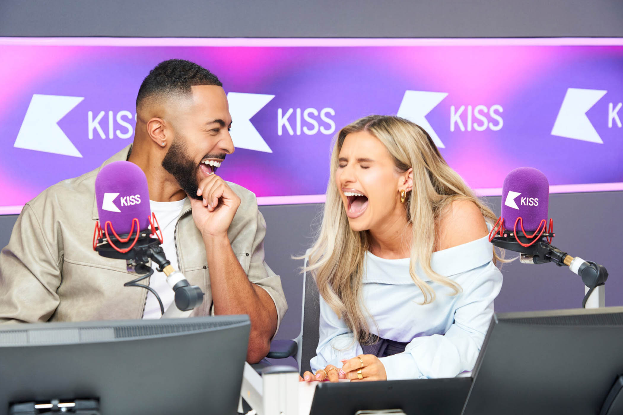 Tyler West and Chloe Burrows take over the Kiss Breakfast Show