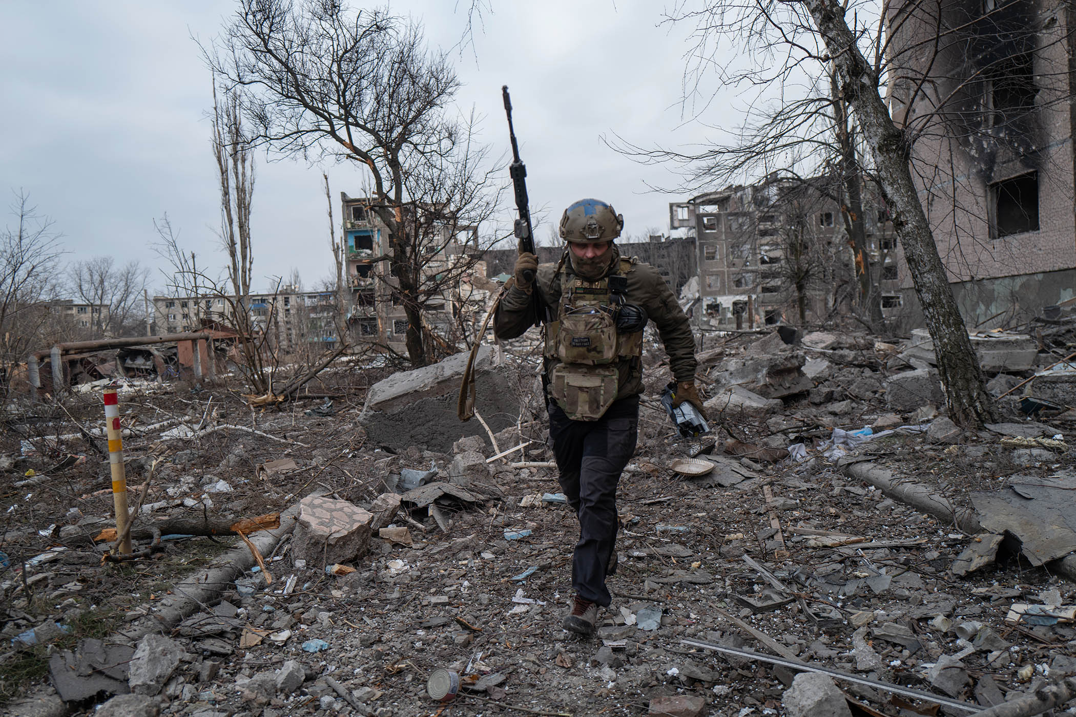 A Ukrainian soldier amid the debris of Kostiantynivka, Donetsk, in December.