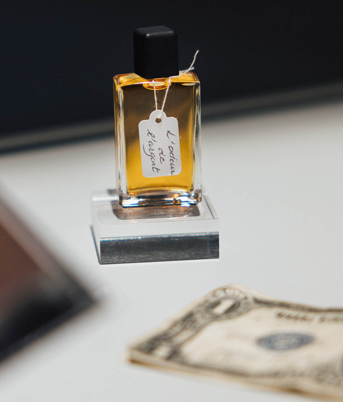 ‘The smell of money is fat, ink, cocaine, a certain filth’: the perfume Sophie Calle created with Francis Kurkdjian