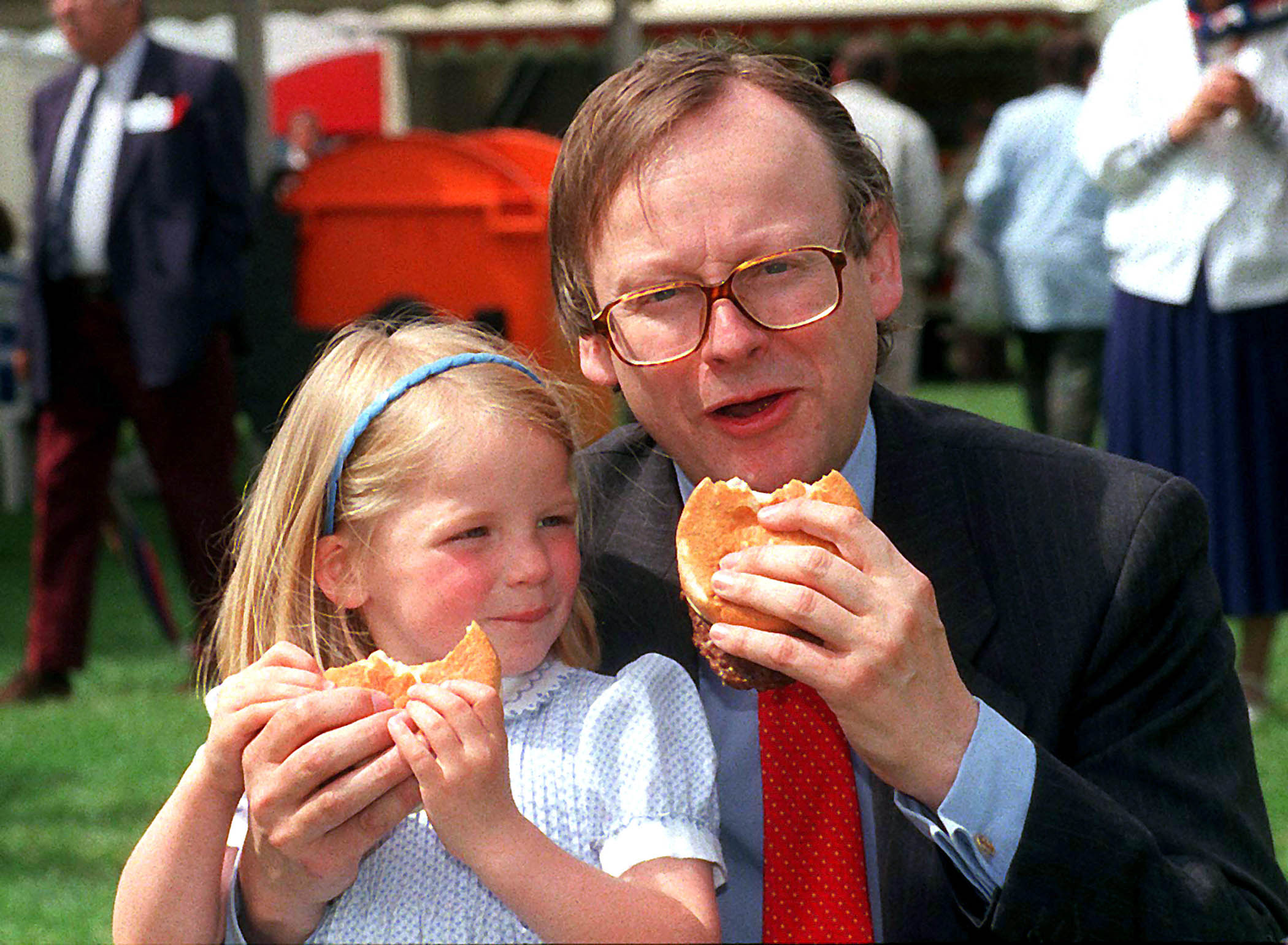 John Gummer, the minister of agriculture during the BSE epidemic, tried to convince the public of beef’s safety by offering his daughter a burger at an event in Suffolk