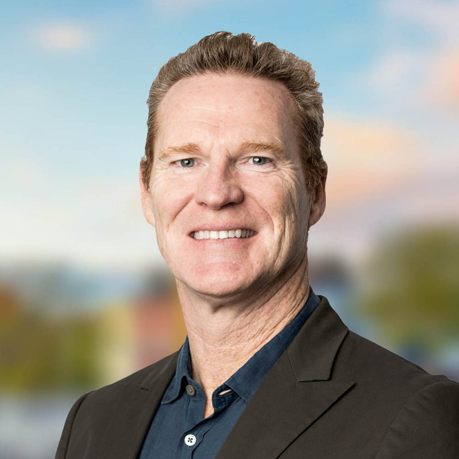 William Alan McIntosh, co-founder of Punch Taverns and Cairn Homes, has given £100,000