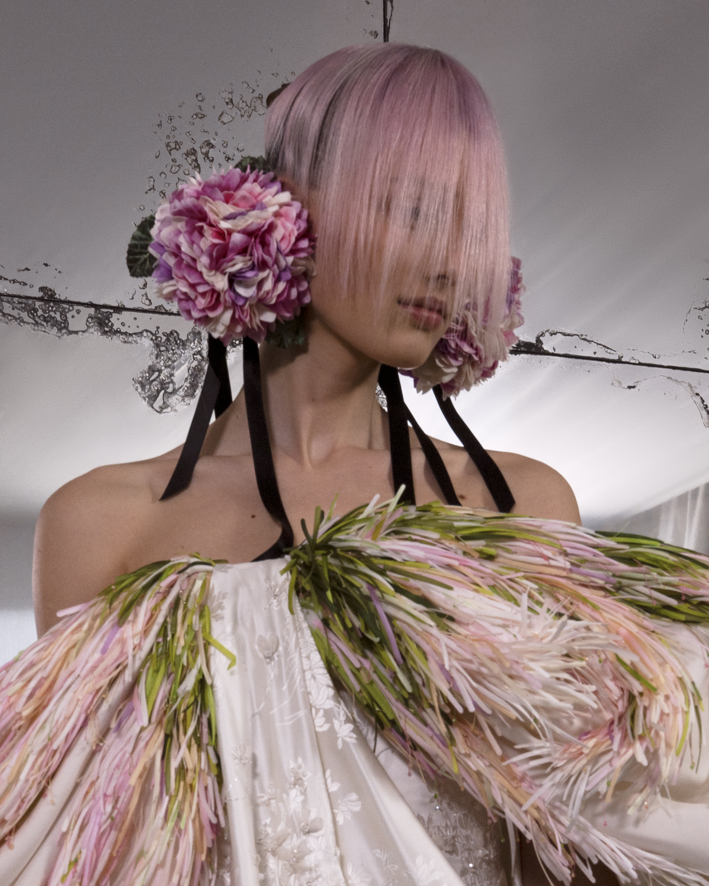 OMBRÉ Long dress in embroidered ecru silk jacquard; draped large bow enveloping the shoulders with green and pink organza fringes like wild grasses