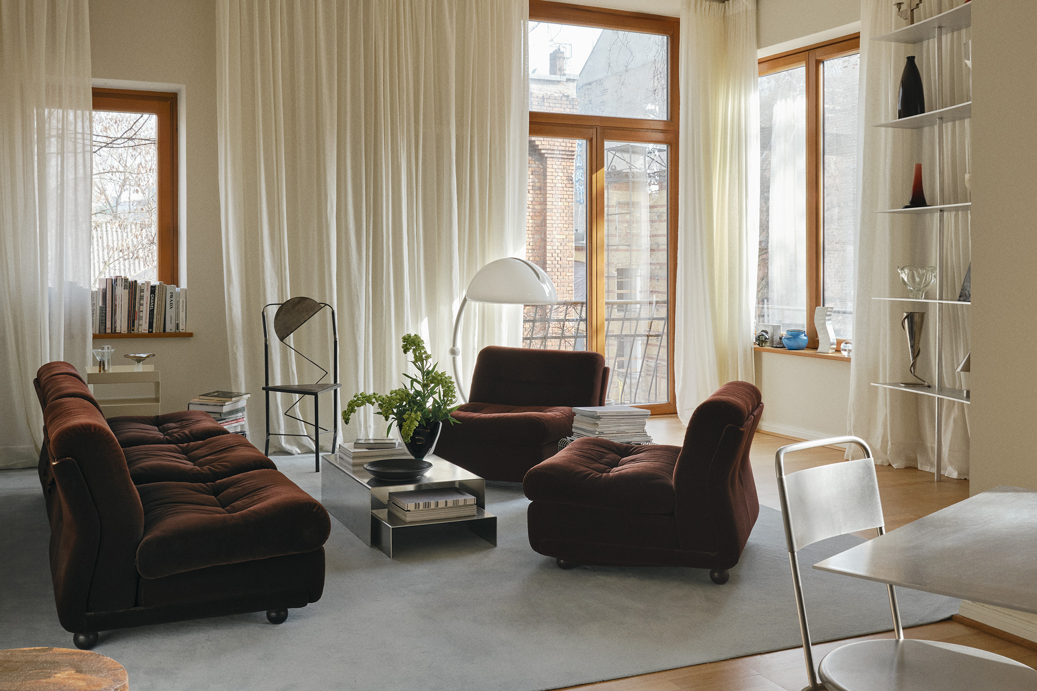 A floral designer’s Berlin home is an ode to enduring beauty