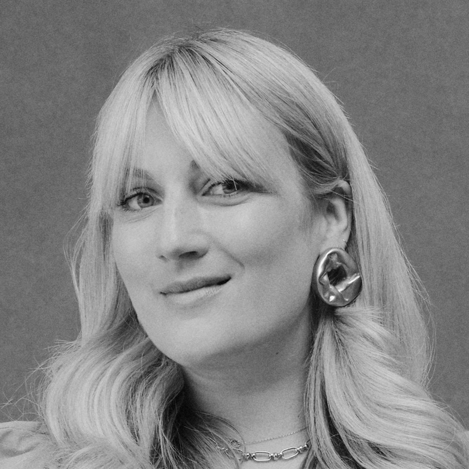 Photo of Lauren Bravo