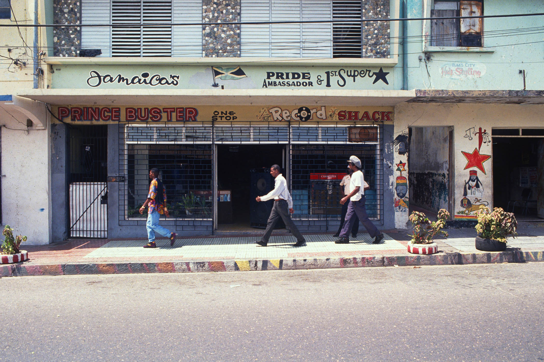 What to read to understand Jamaica