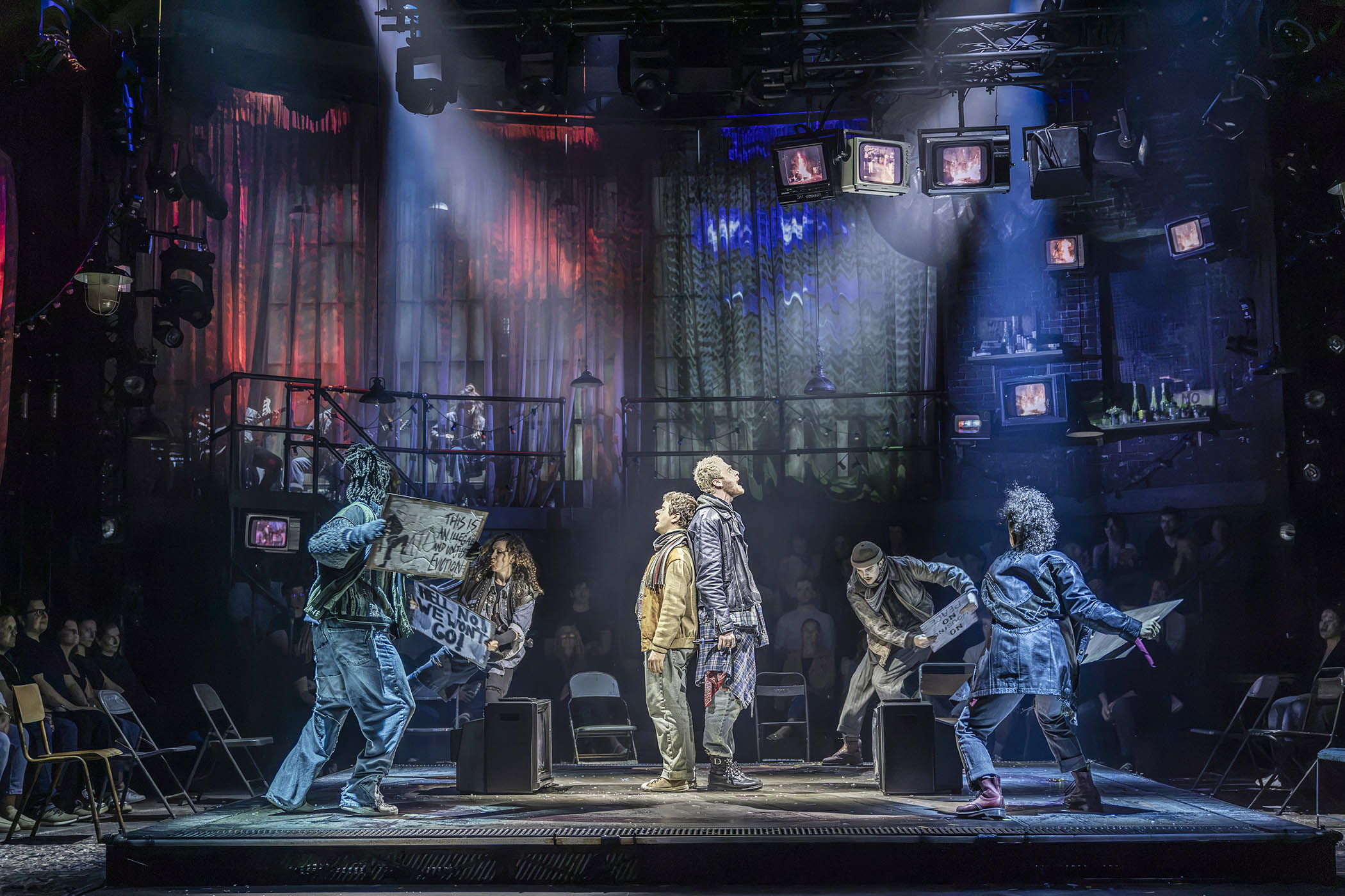 Rent – Gaten Matarazzo leads a sparky revival for a new Generation Rent
