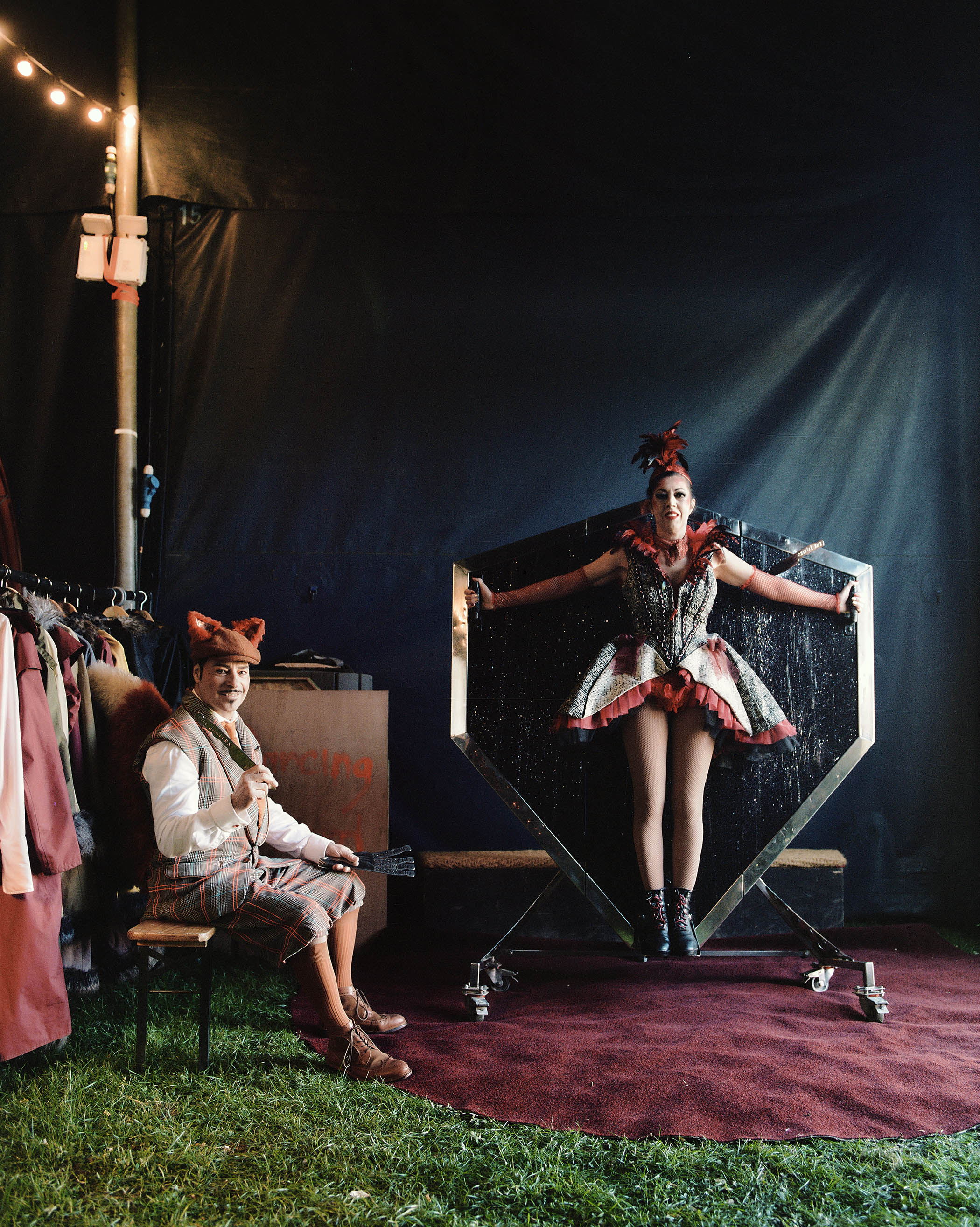 Knife thrower Giacomo Sterza and Elena Busnelli