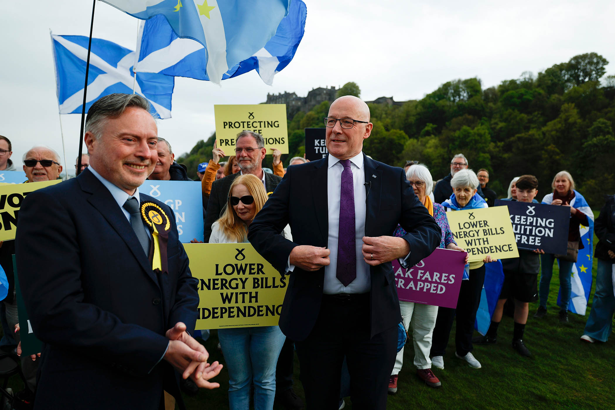 The SNP’s MSP candidate for Stirling Alyn Smith and first minister John Swinney in Stirling on 1 May