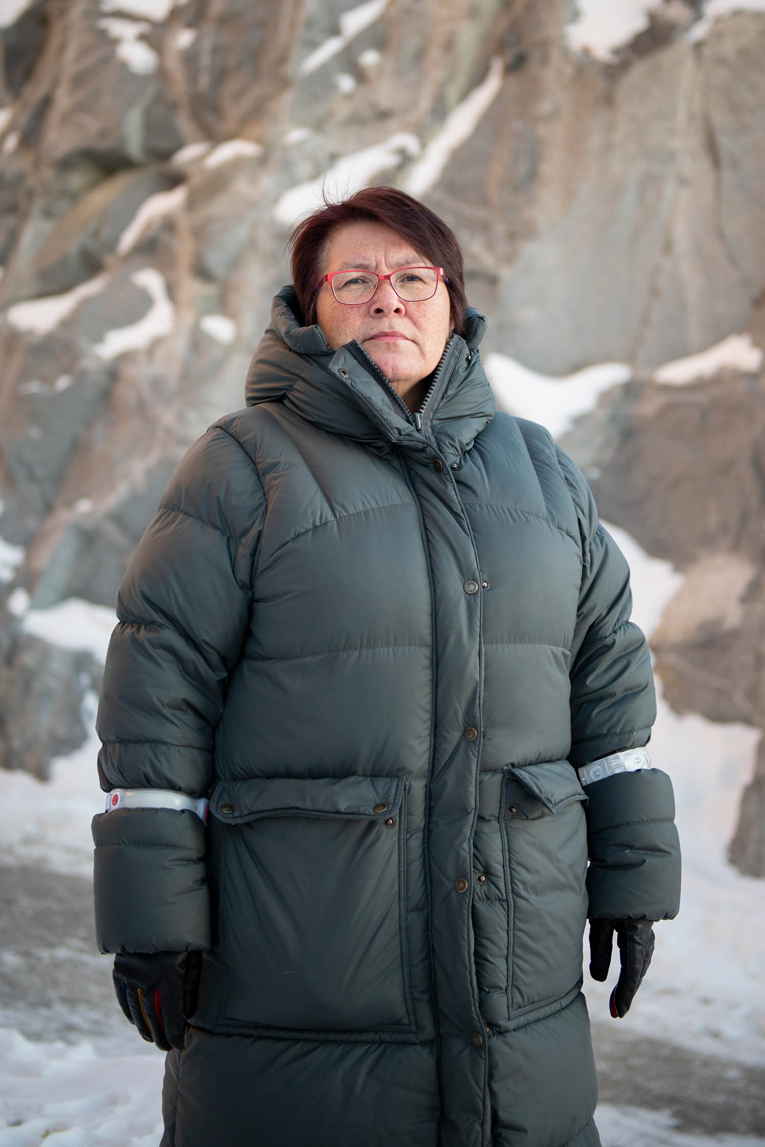 Arnaq Johansen had a spiral coil inserted at the age of 12. It damaged her uterus to such an extent that, even though it was removed when she was 19, she was unable to have children. She never told anyone she had been subjected to forced contraception, not even her husband for whom she was unable to bear the children he desired. This remains her greatest regret. Only after reading Naja’s story did she began to talk about her “shame” and discover she was not the only person with this pain and was not to blame for it
