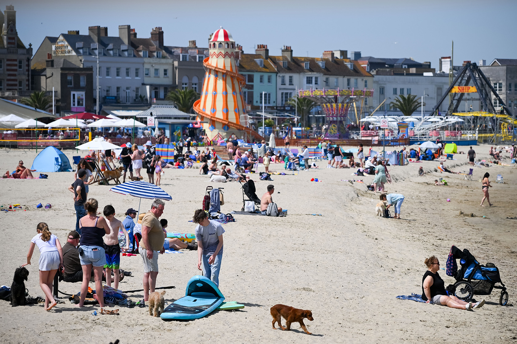 The beach hots up in Weymouth