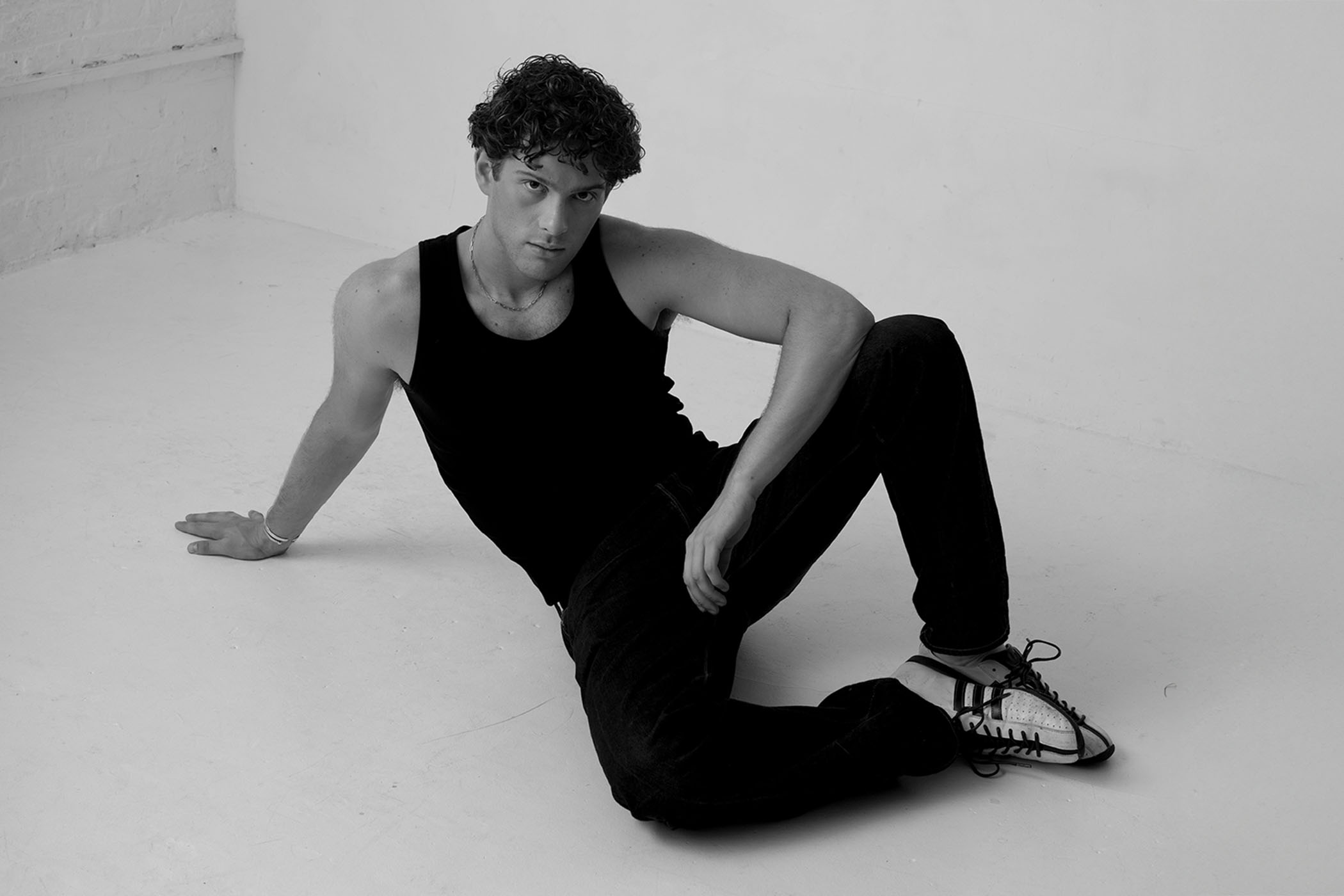 Leo Reich solves the male loneliness crisis