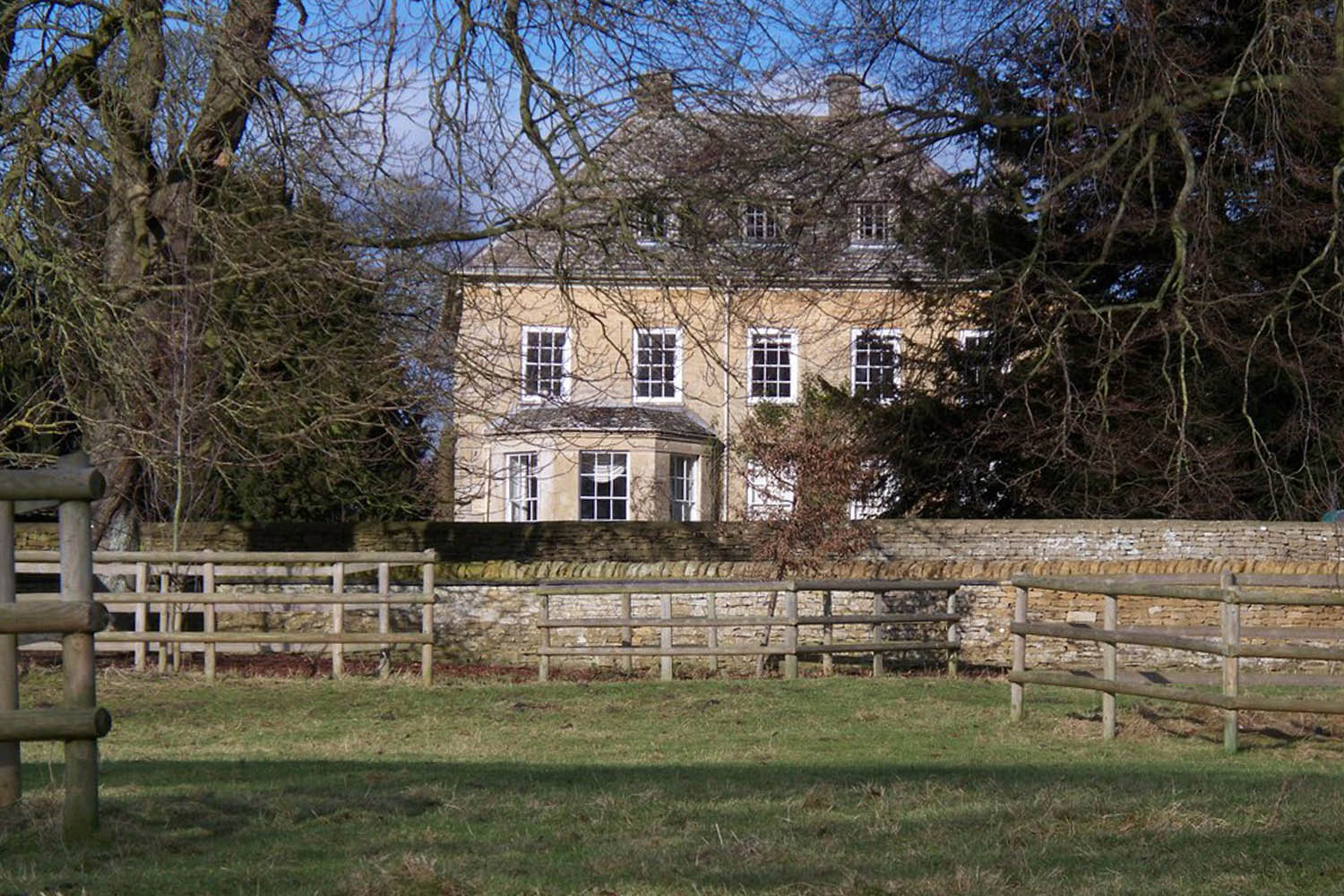 The 18th-century manor house where US vice-president is staying