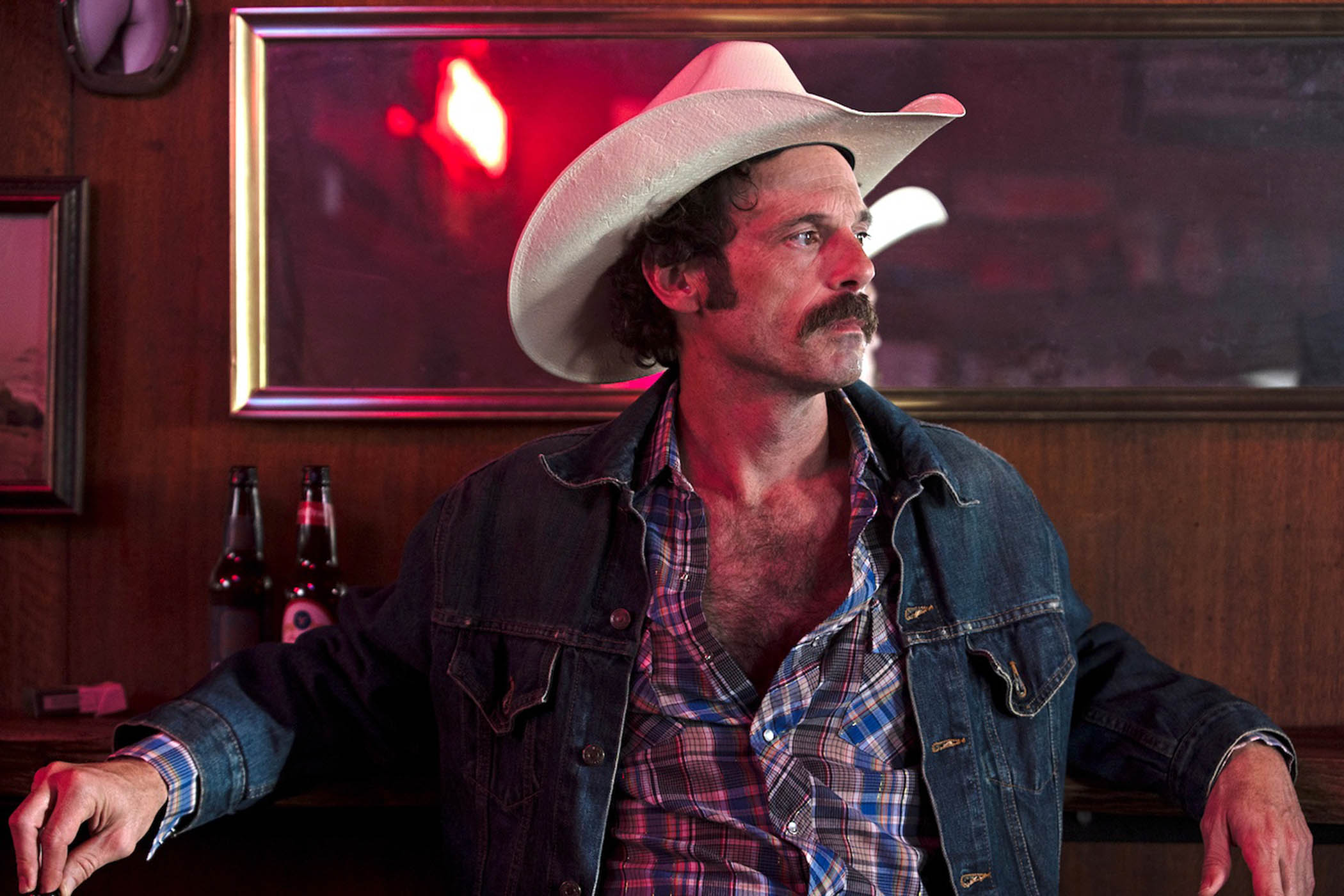 Scoot McNairy as Steve in Fairyland