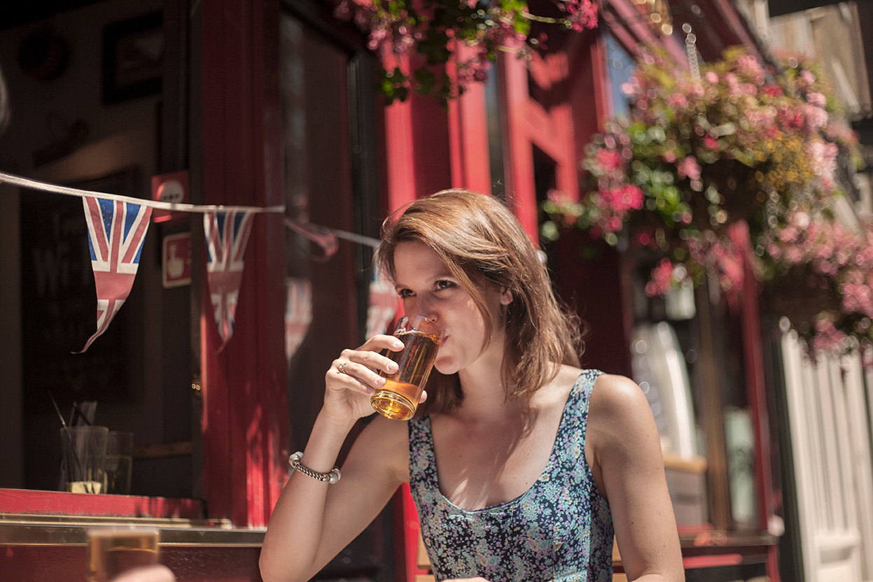 Pavement beers for the World Cup